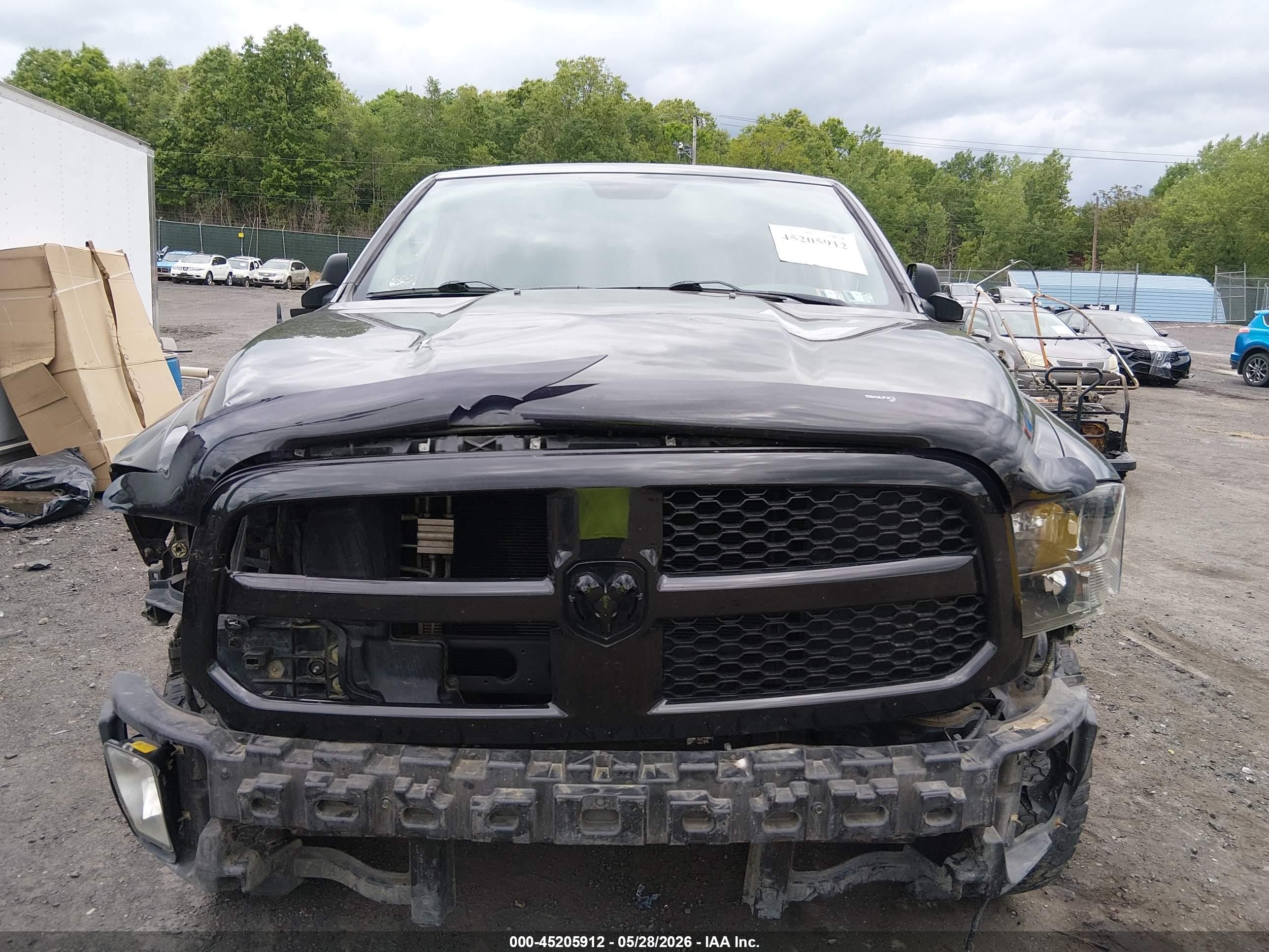 2018 Ram 1500 St Black vin: 1C6RR7FT5JS269485