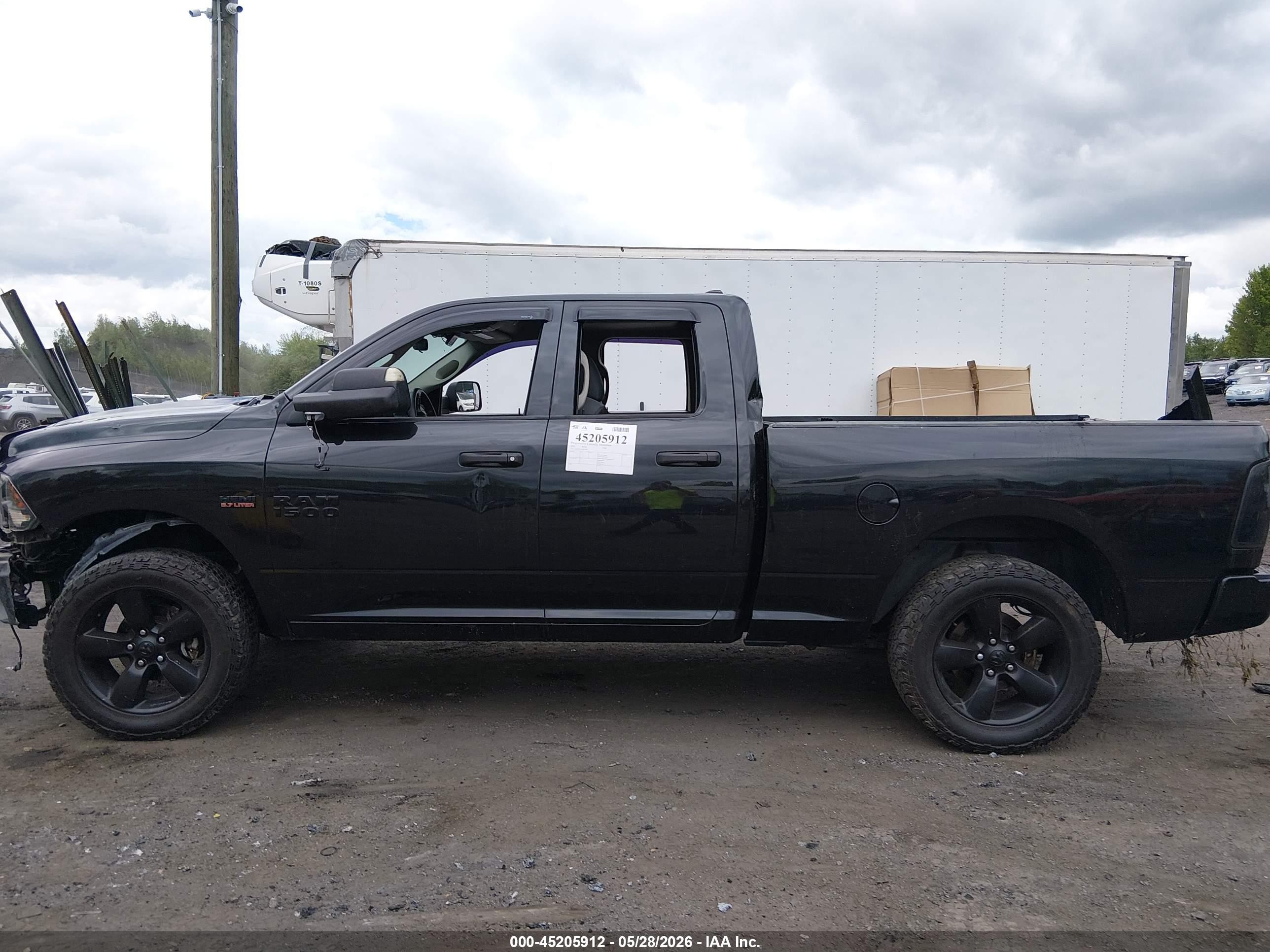 2018 Ram 1500 St Black vin: 1C6RR7FT5JS269485