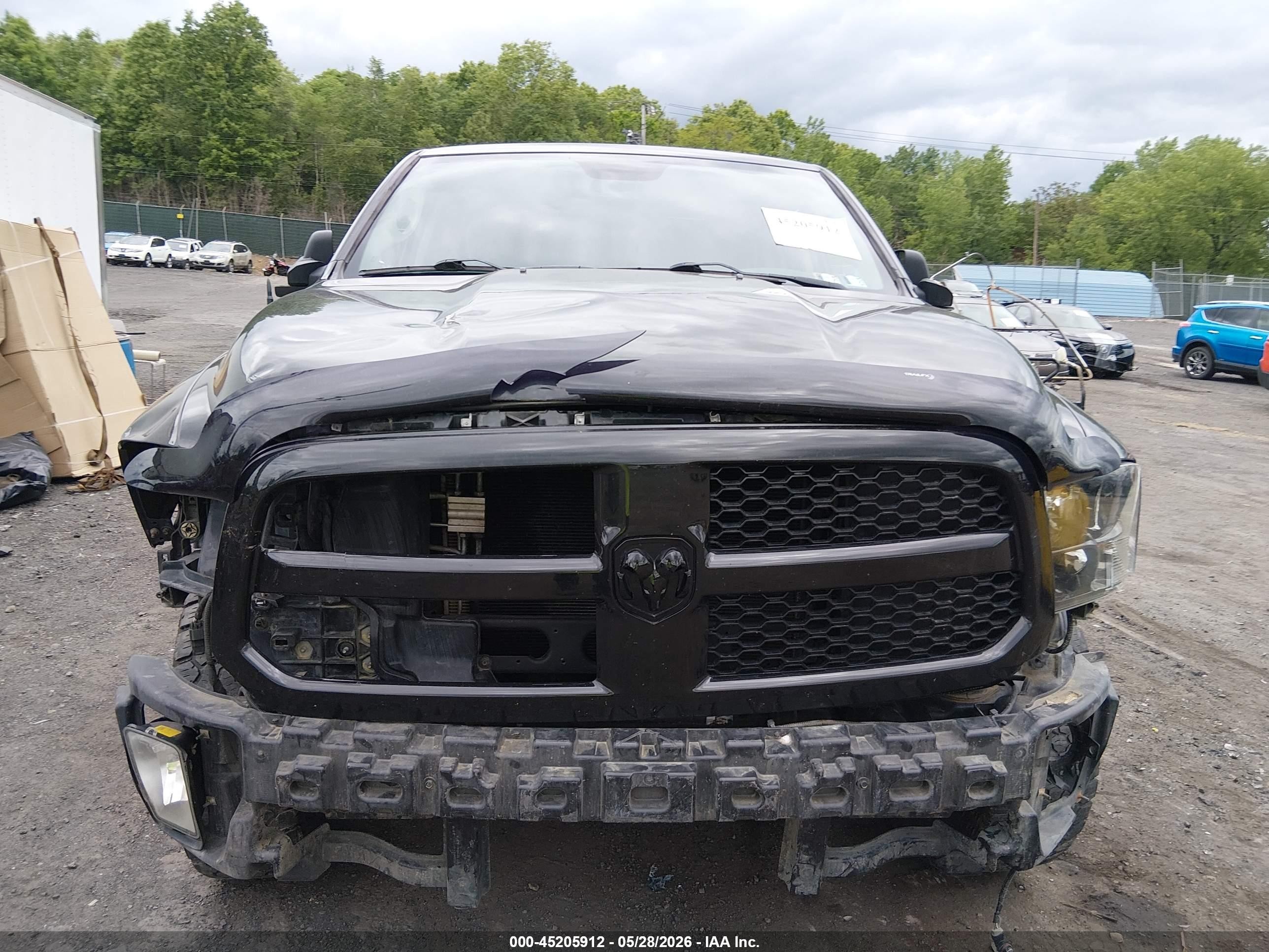 2018 Ram 1500 St Black vin: 1C6RR7FT5JS269485