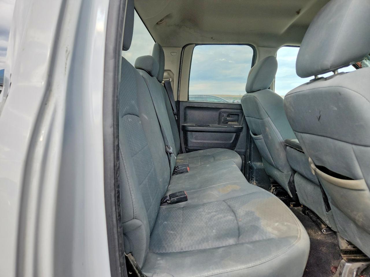 2013 Ram 1500 St White vin: 1C6RR7FT6DS554717