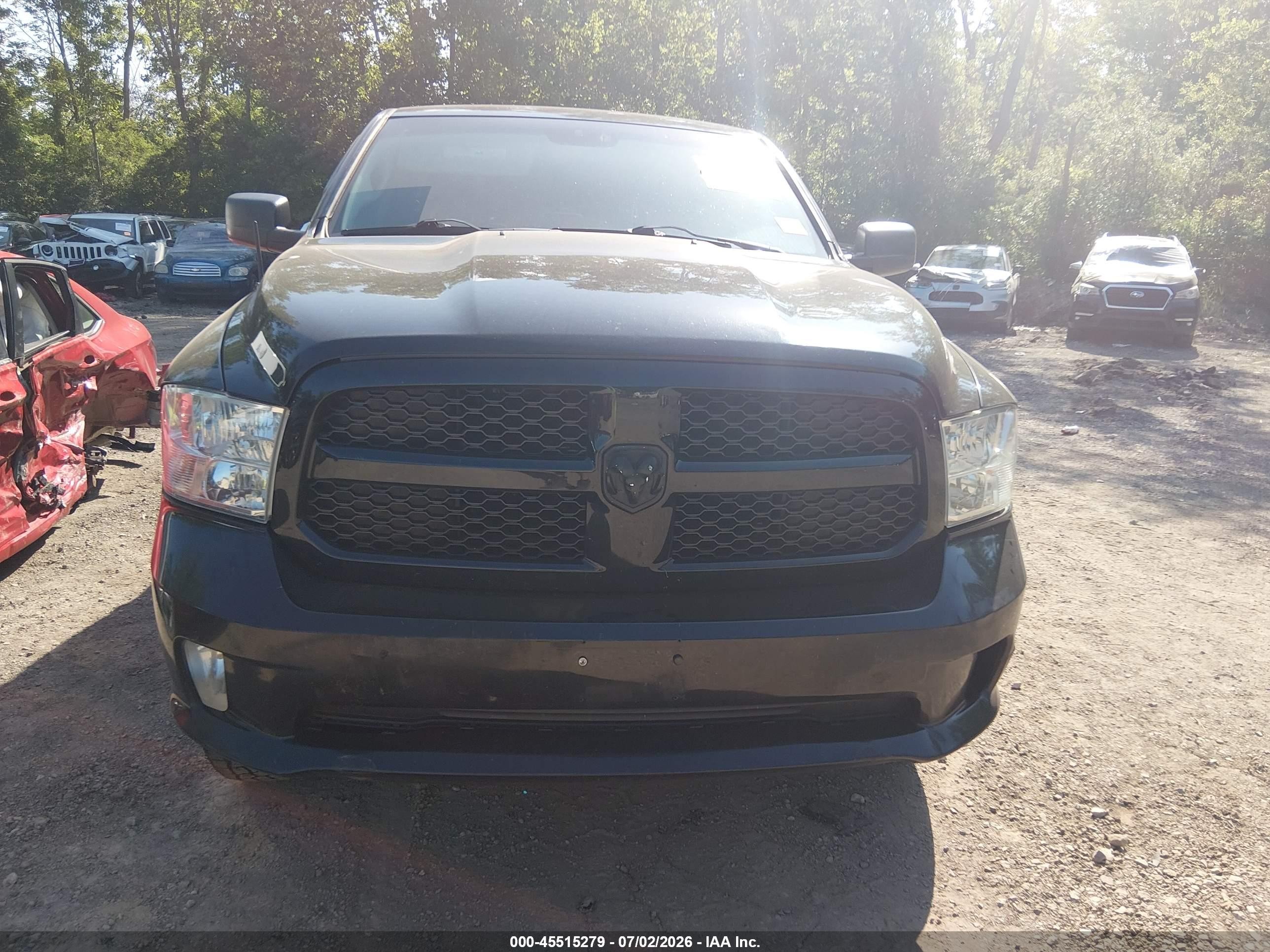 2013 Ram 1500 Express Черный vin: 1C6RR7FT6DS564695