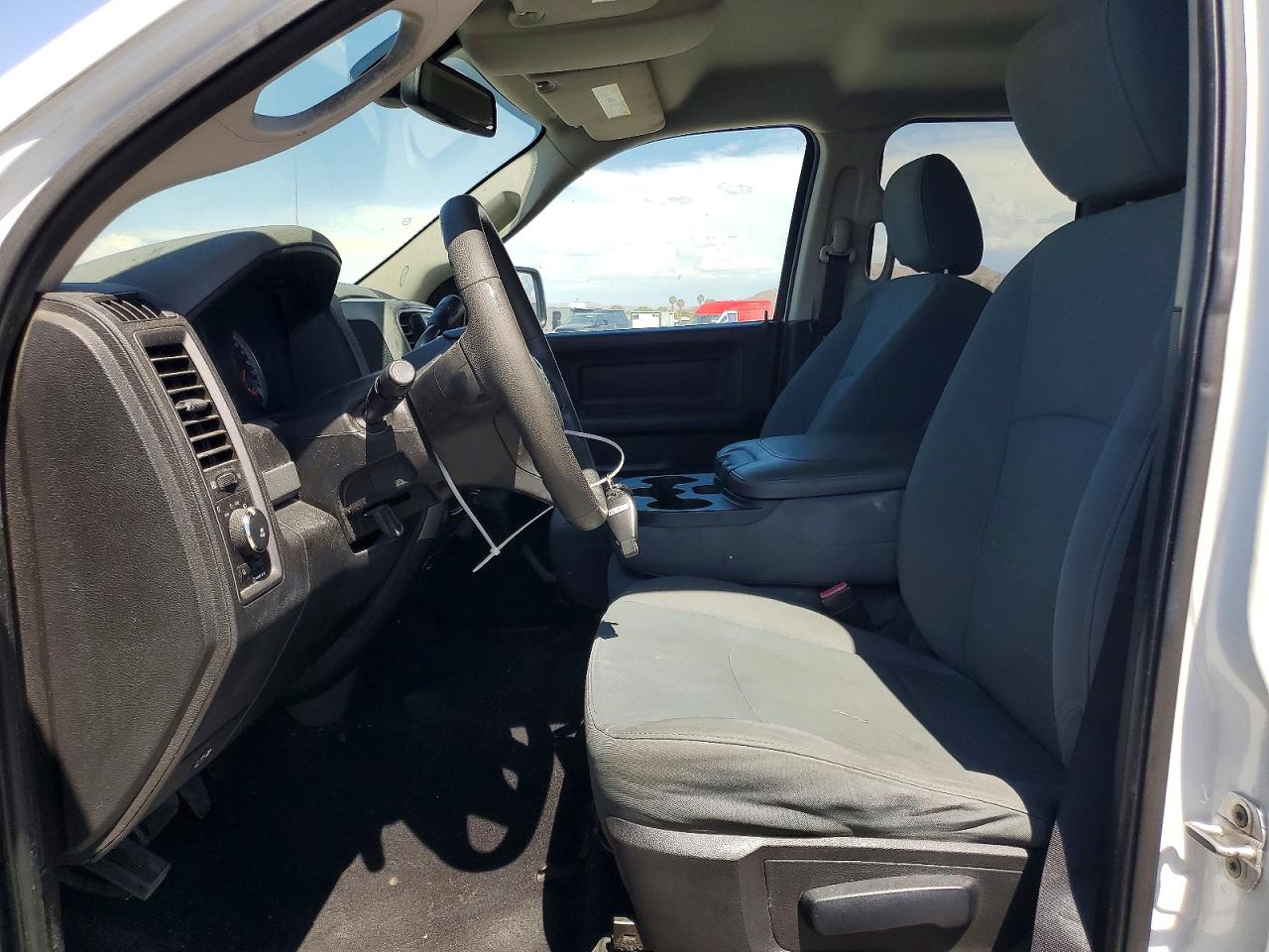 2013 Ram 1500 St White vin: 1C6RR7FT6DS618089