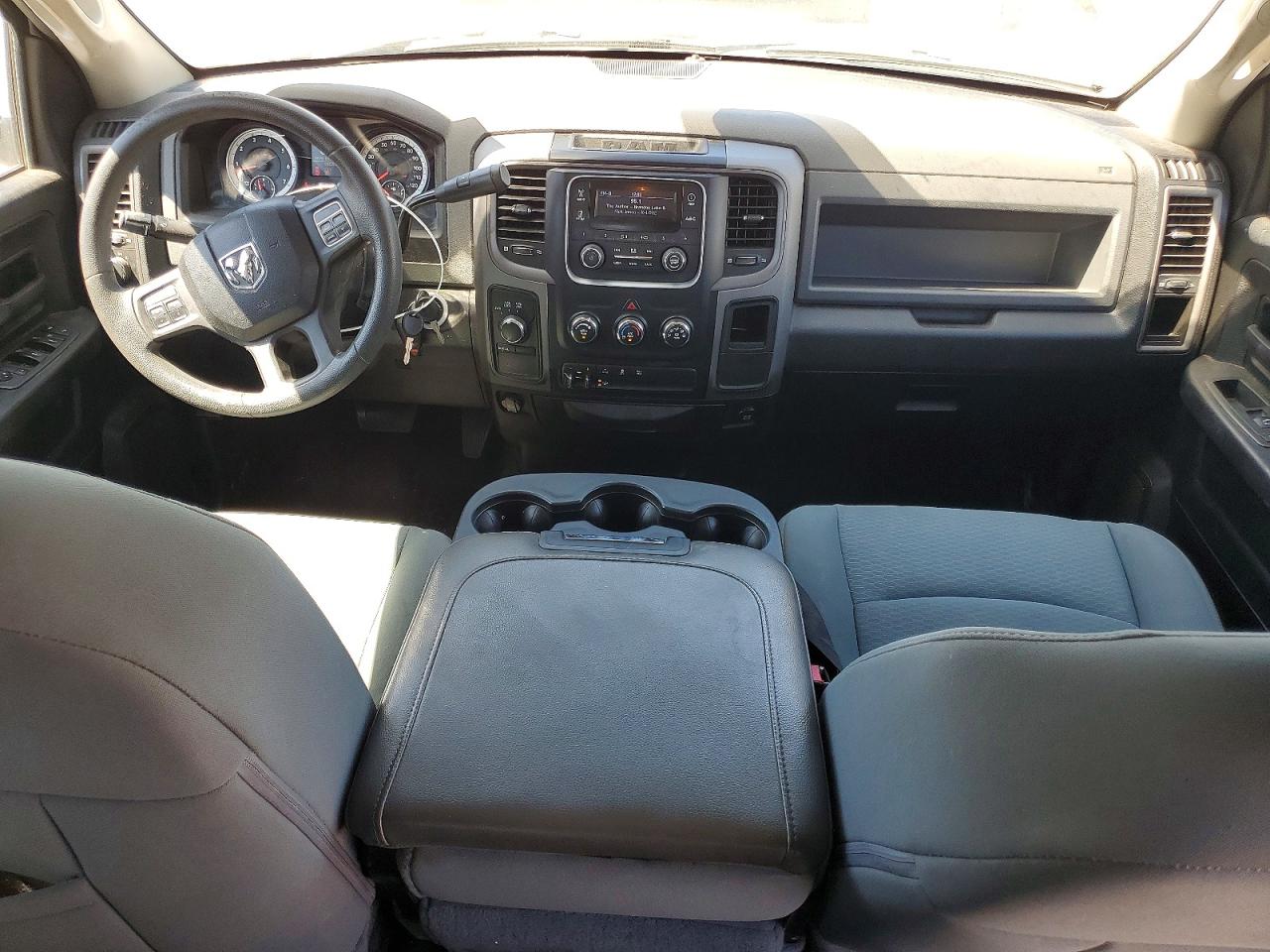 2013 Ram 1500 St White vin: 1C6RR7FT6DS618089