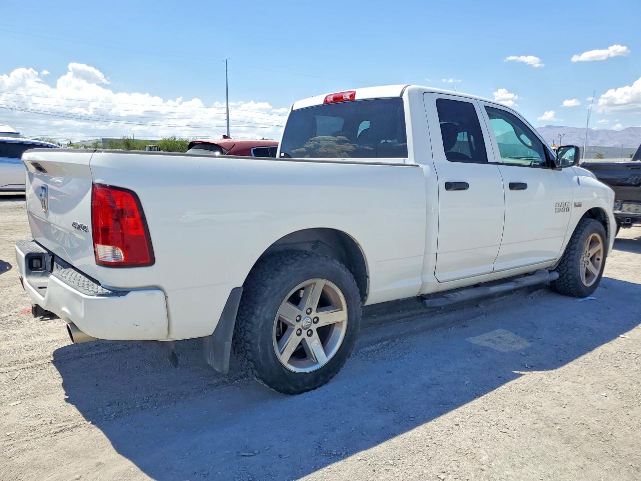 2013 Ram 1500 St White vin: 1C6RR7FT6DS618089