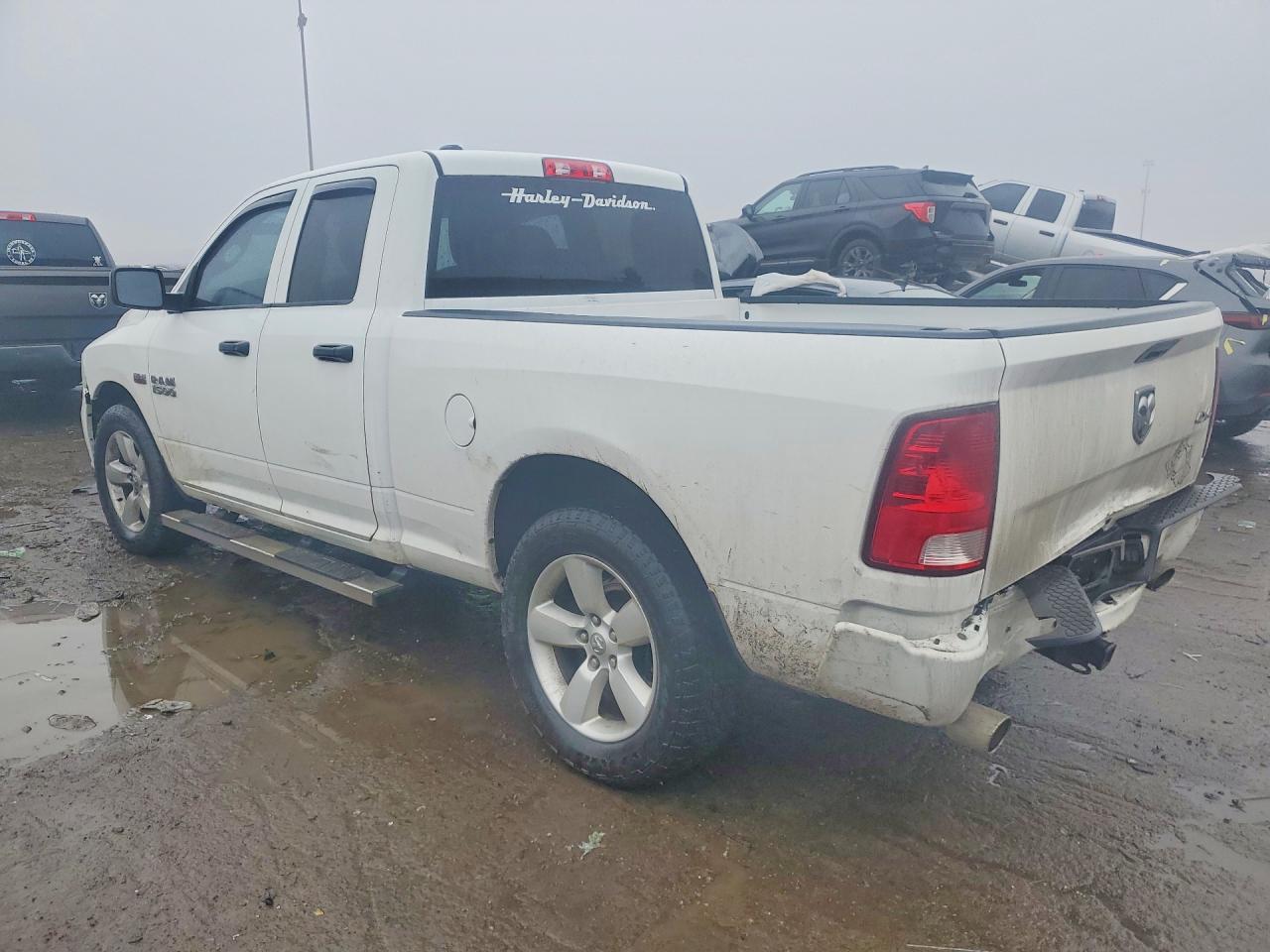 2014 Ram 1500 St White vin: 1C6RR7FT6ES158515