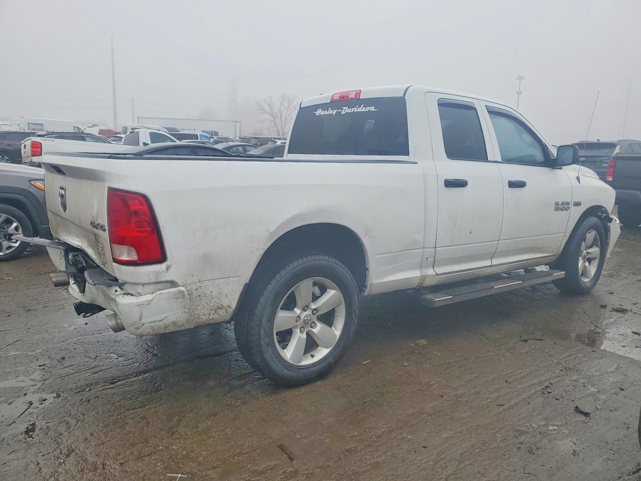 2014 Ram 1500 St White vin: 1C6RR7FT6ES158515