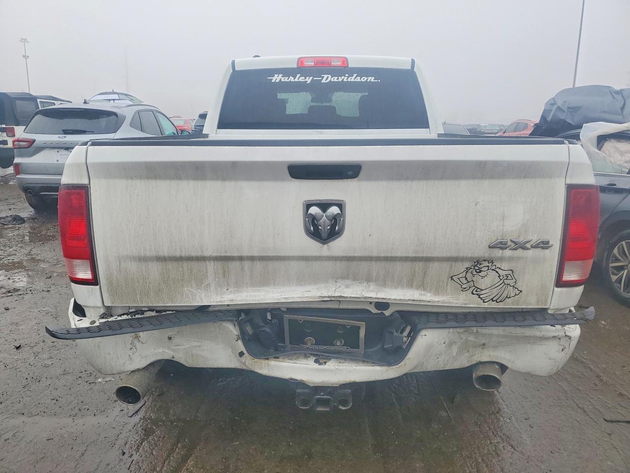 2014 Ram 1500 St White vin: 1C6RR7FT6ES158515