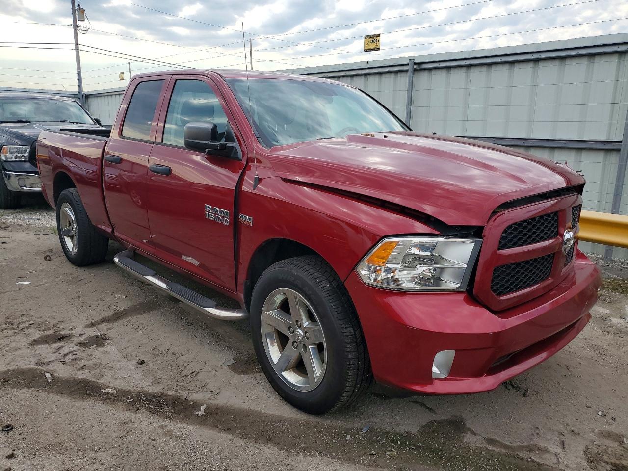 2014 Ram 1500 St Red vin: 1C6RR7FT6ES327206