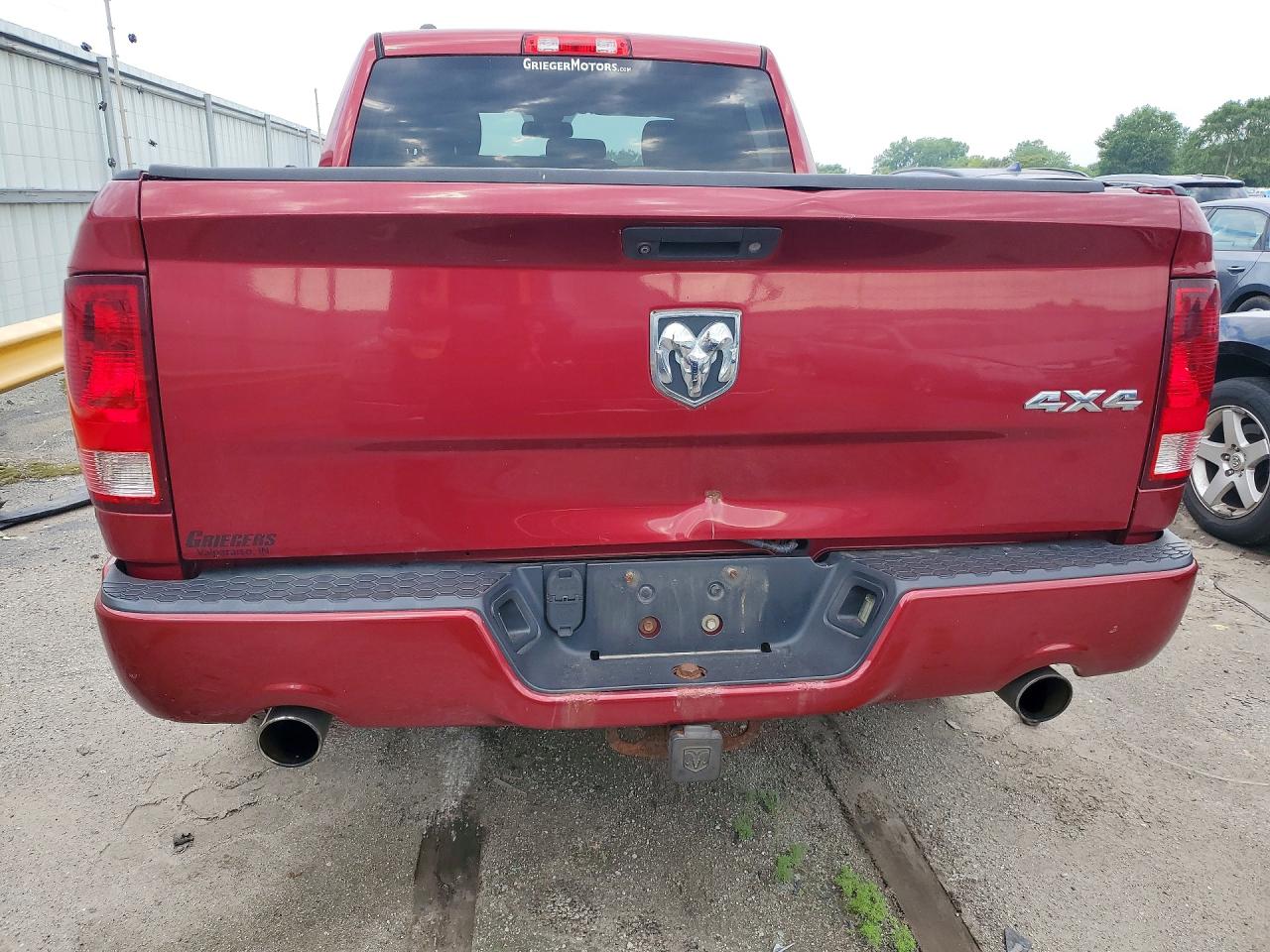 2014 Ram 1500 St Red vin: 1C6RR7FT6ES327206