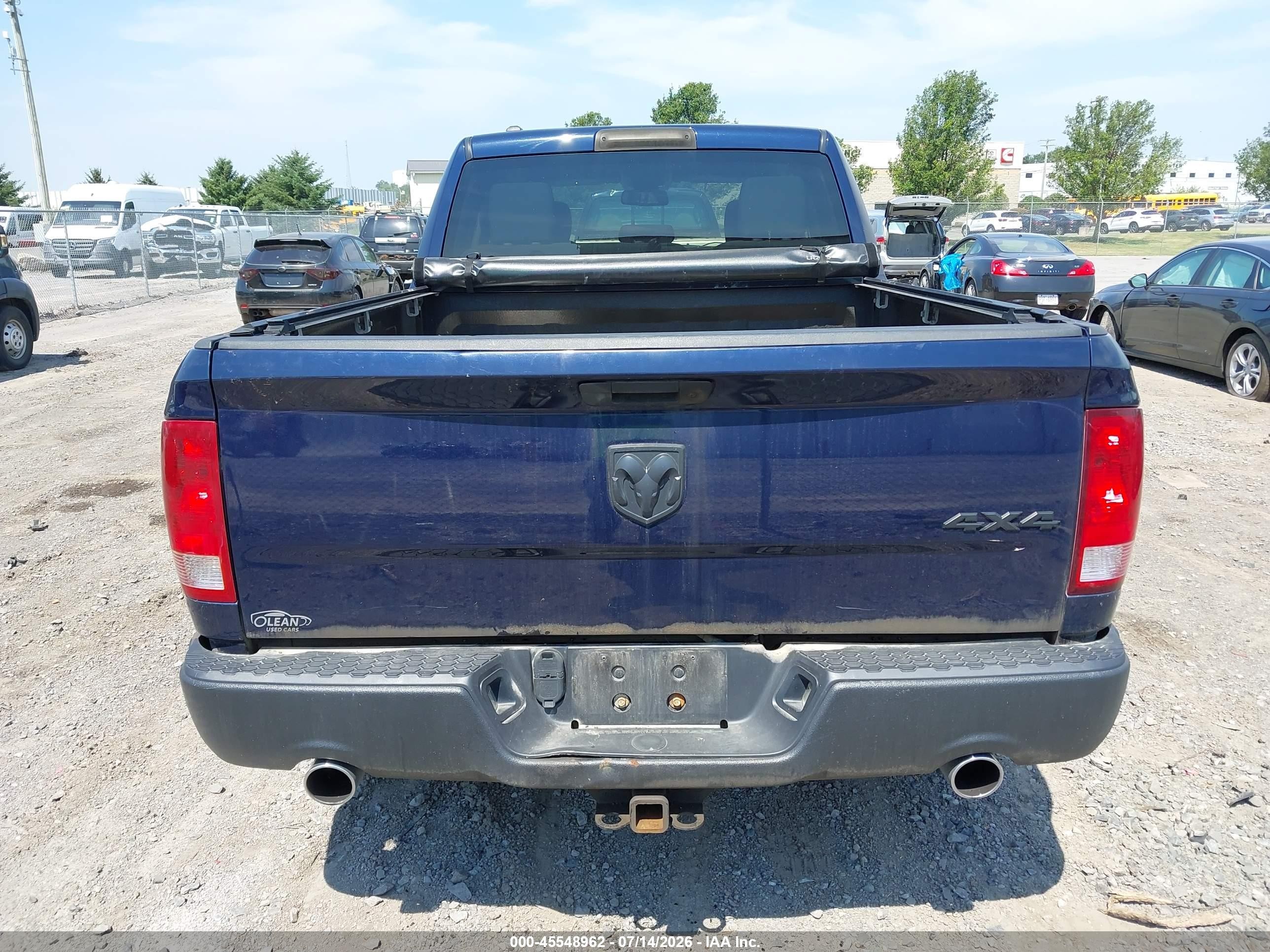 2015 Ram 1500 Express Синий vin: 1C6RR7FT6FS648759