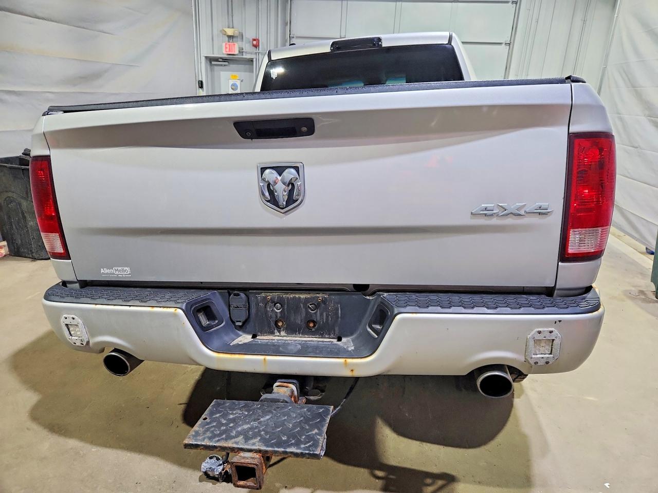 2016 Ram 1500 St Silver vin: 1C6RR7FT6GS402506