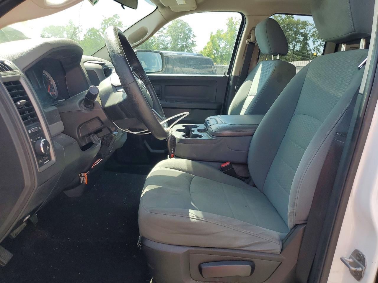 2013 Ram 1500 St White vin: 1C6RR7FT7DS714068