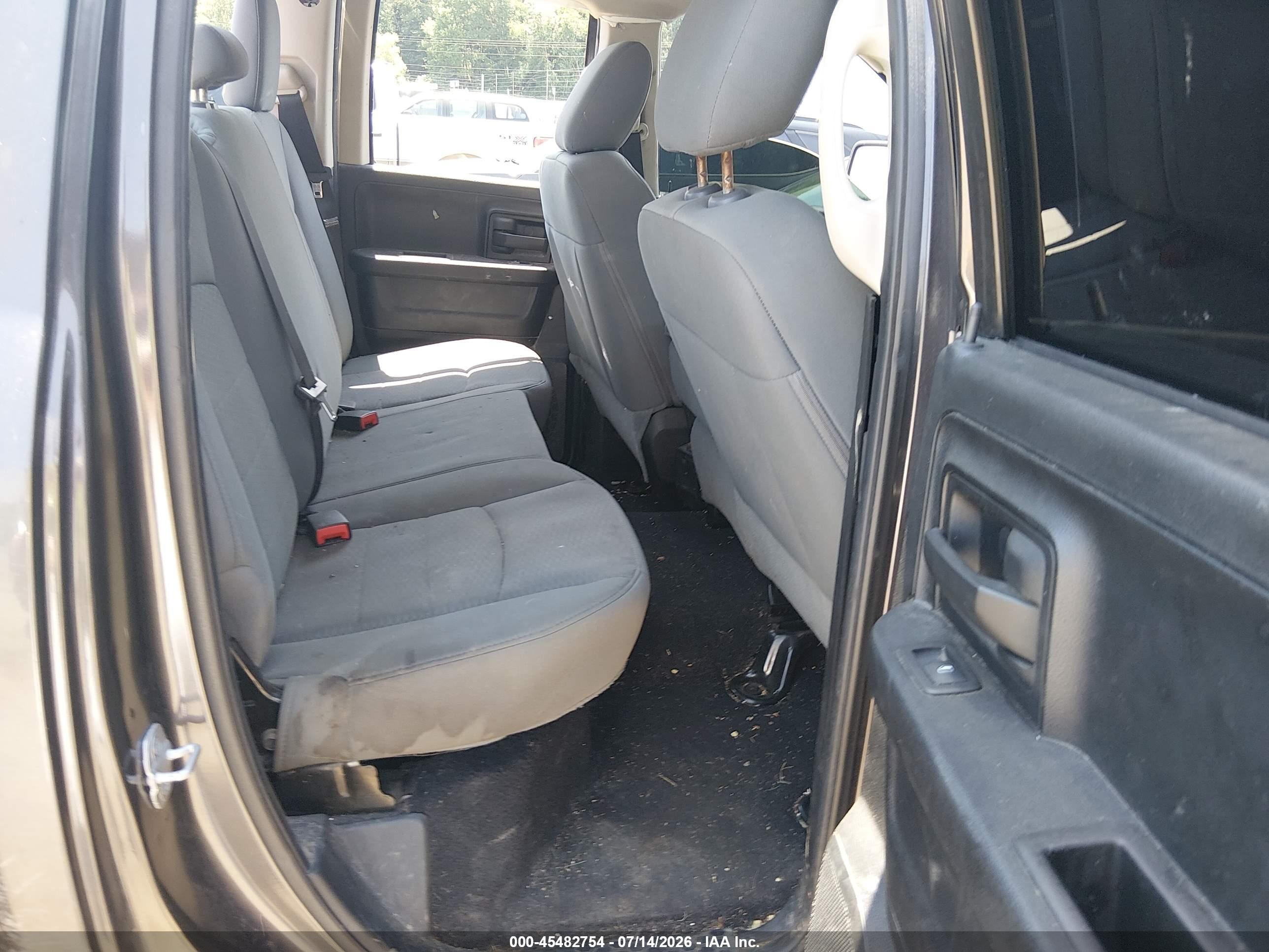 2014 Ram 1500 Express Gray vin: 1C6RR7FT7ES225607