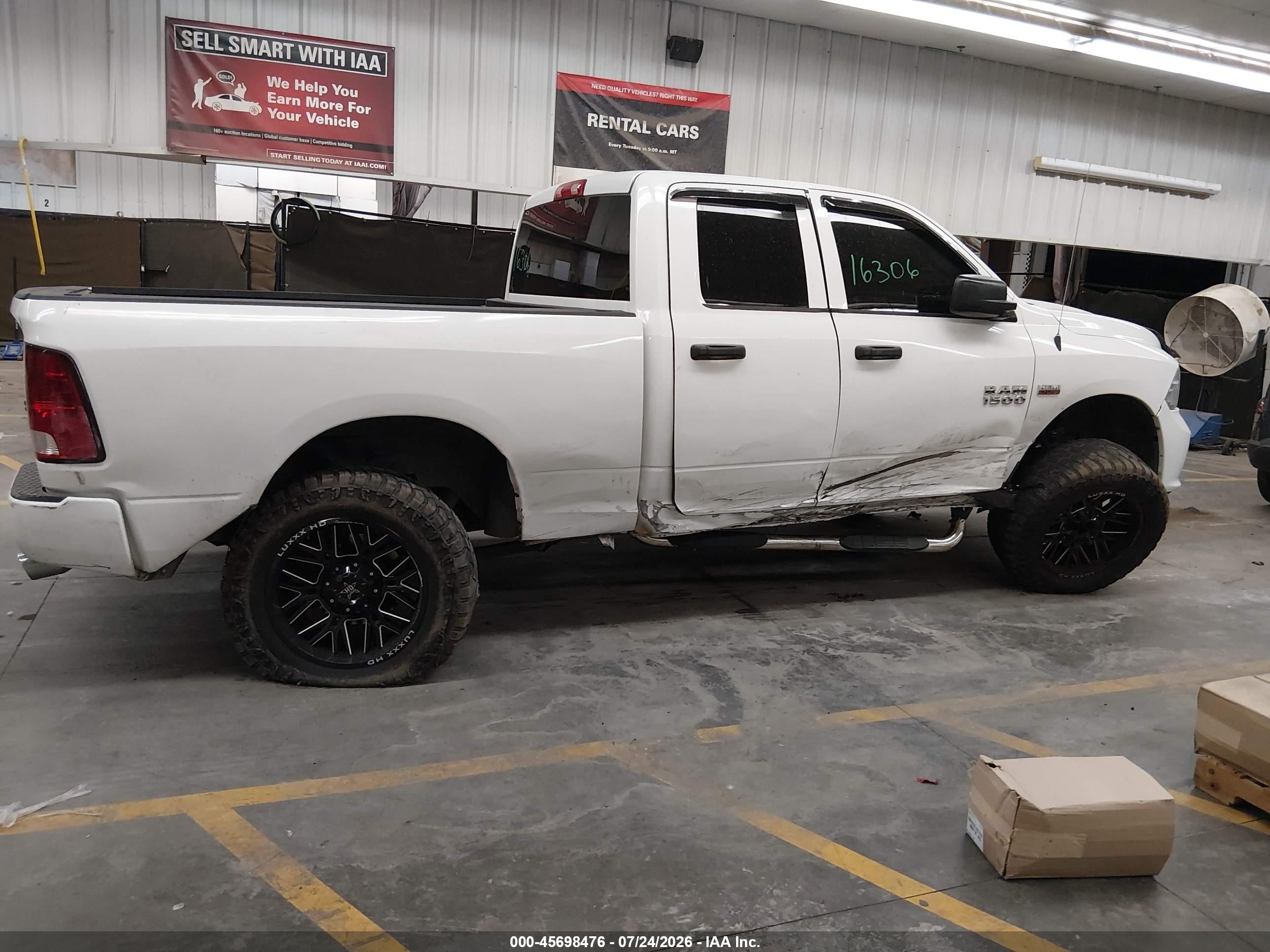2014 Ram 1500 Express Белый vin: 1C6RR7FT7ES239992