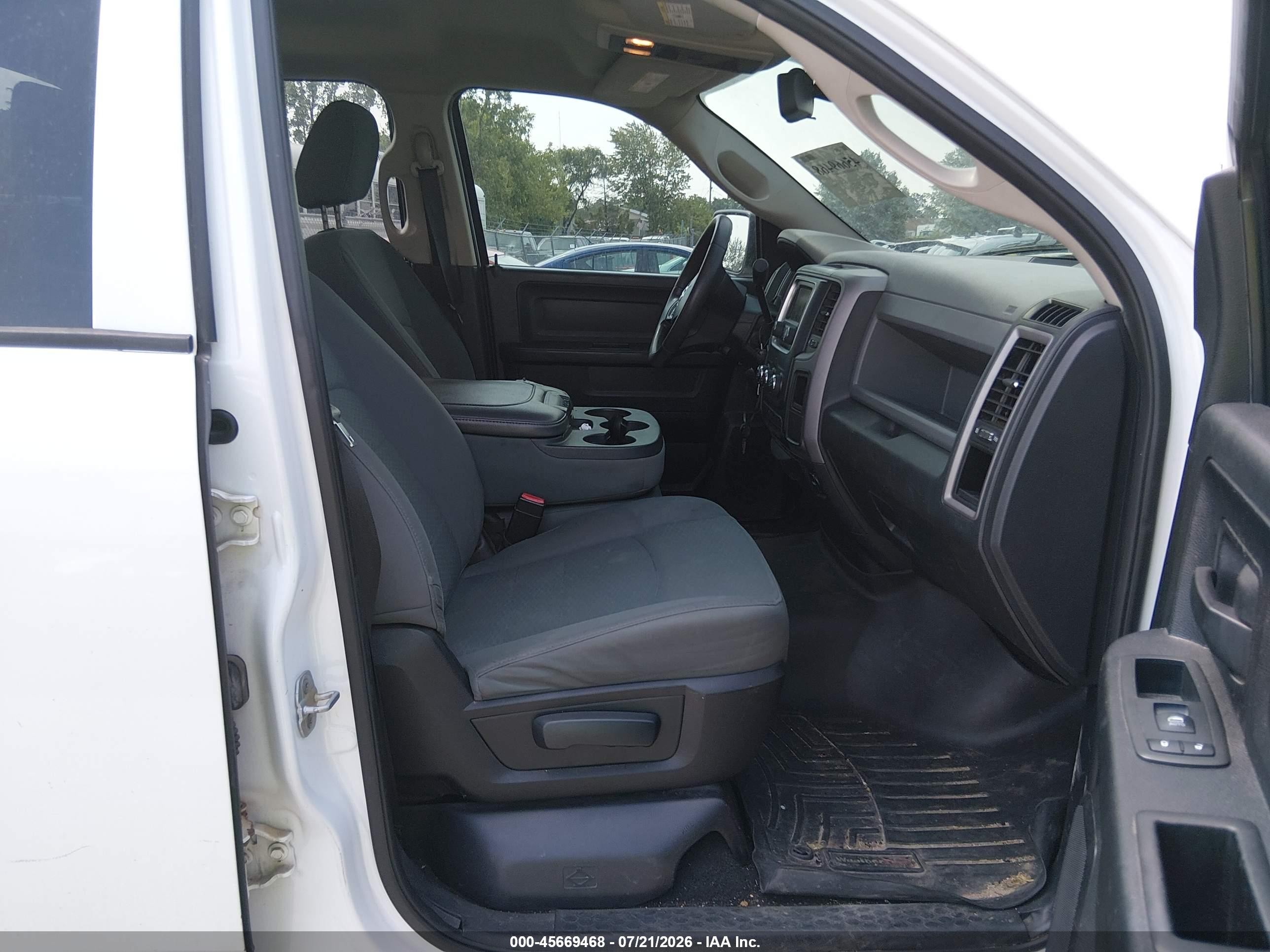 2014 Ram 1500 Tradesman Белый vin: 1C6RR7FT7ES266626