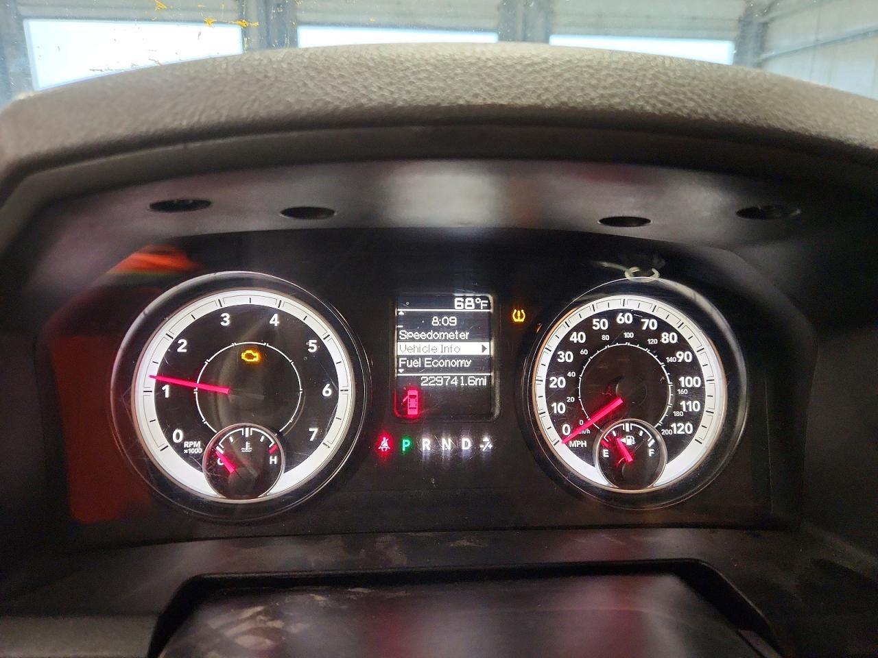2014 Ram 1500 St Burgundy vin: 1C6RR7FT7ES381310