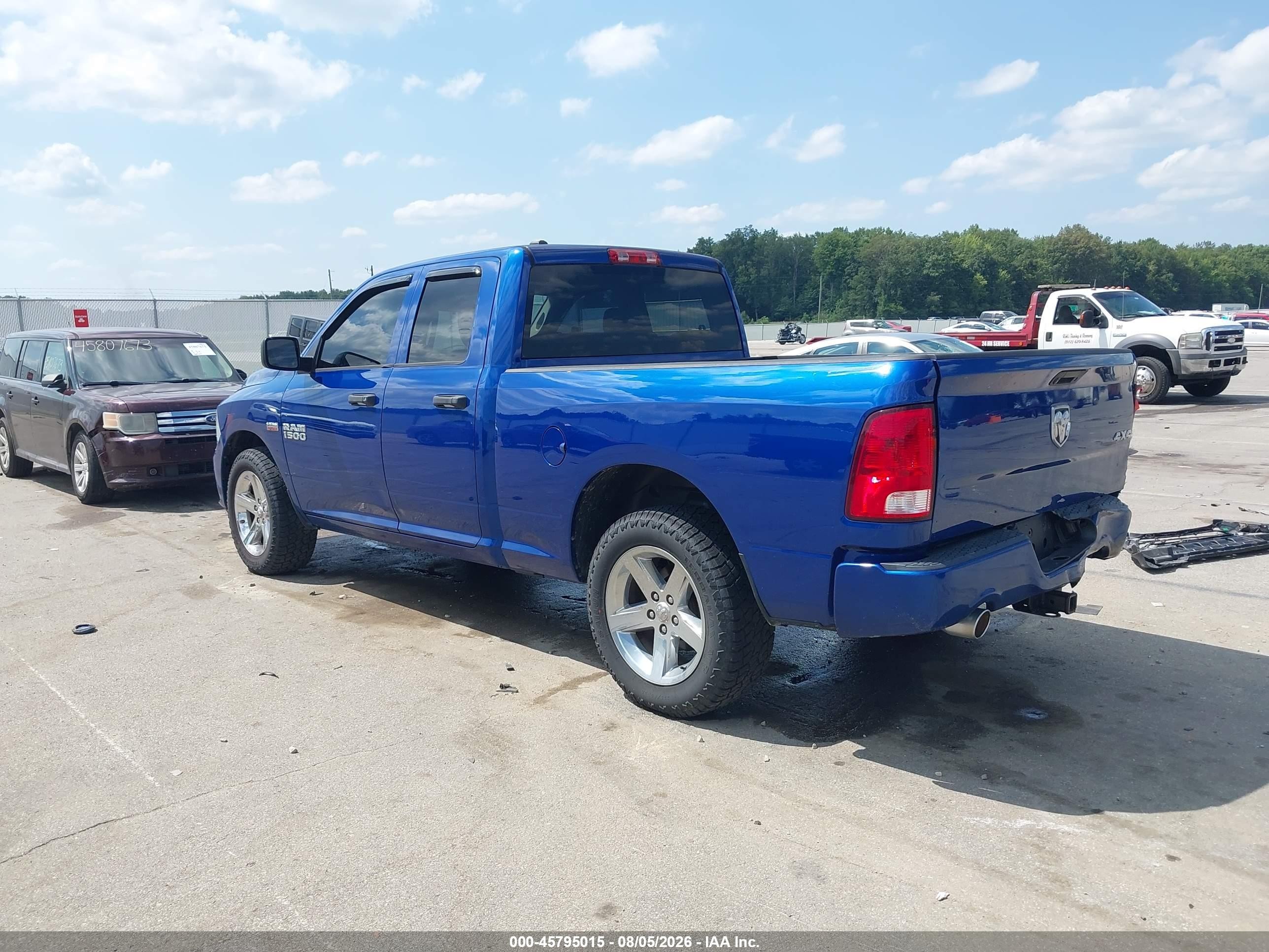 2015 Ram 1500 Express Синий vin: 1C6RR7FT7FS513371