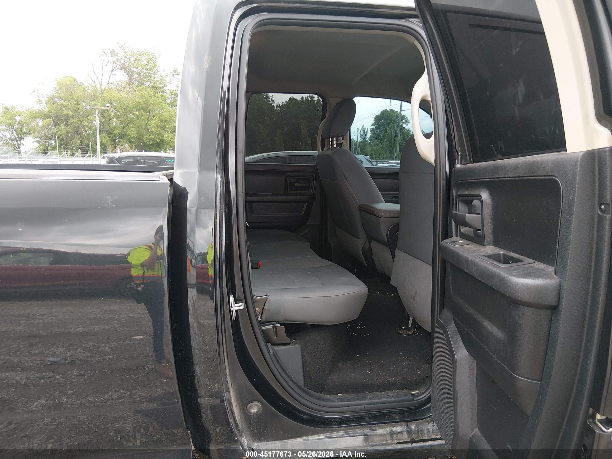 2015 Ram 1500 Express Black vin: 1C6RR7FT7FS636359