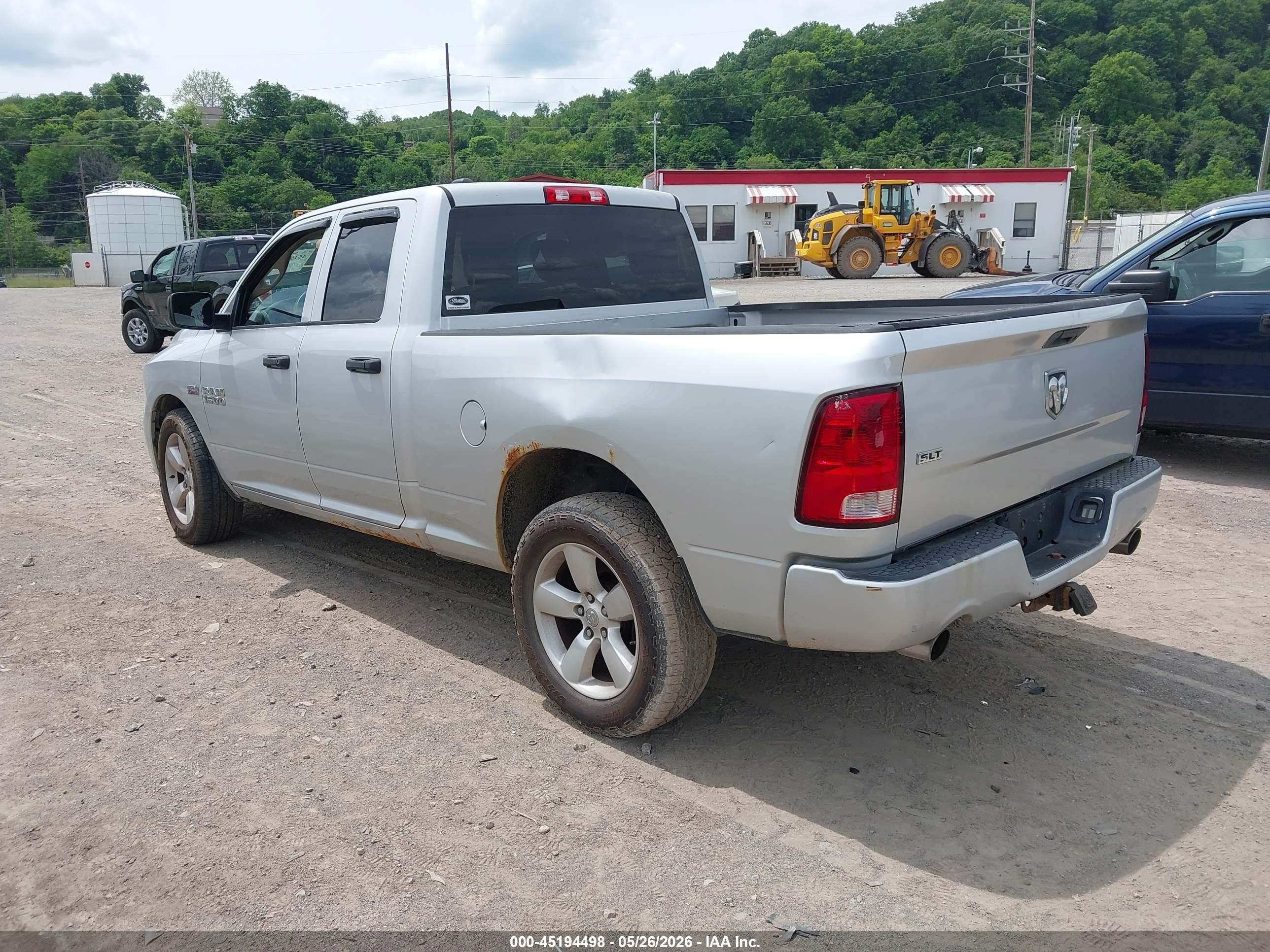 2013 Ram 1500 Express Серебряный vin: 1C6RR7FT8DS520584