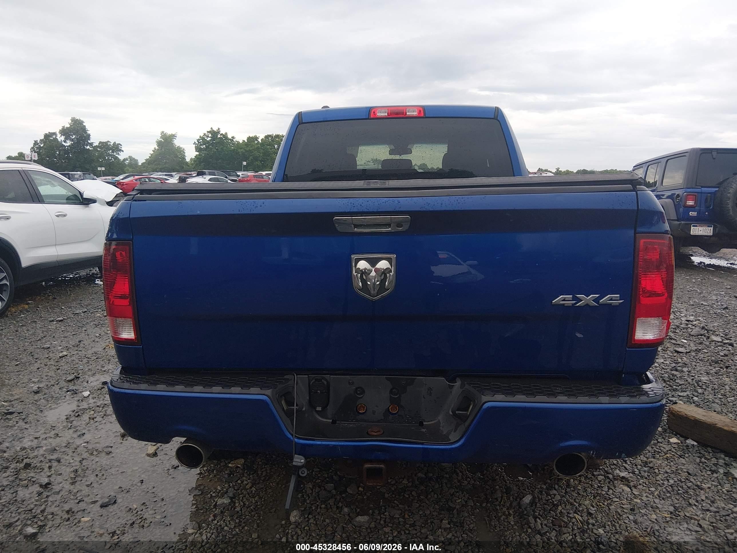 2014 Ram 1500 Express Blue vin: 1C6RR7FT8ES274928