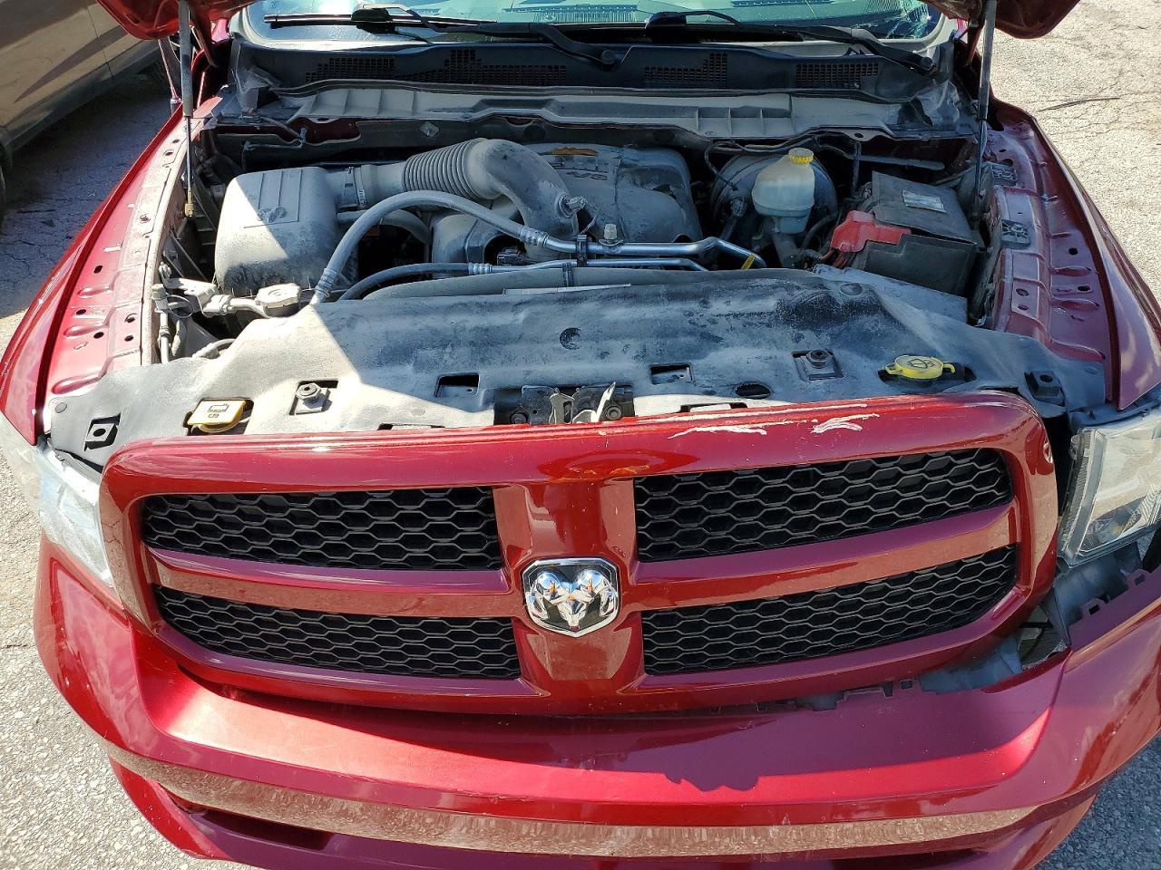 2014 Ram 1500 St Красный vin: 1C6RR7FT8ES282222