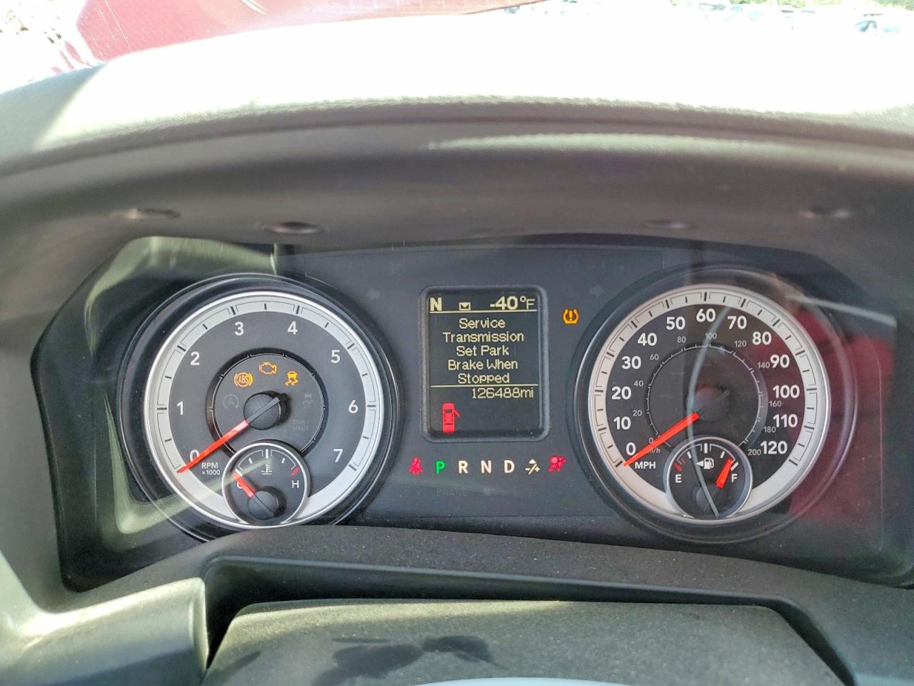 2014 Ram 1500 St Красный vin: 1C6RR7FT8ES282222