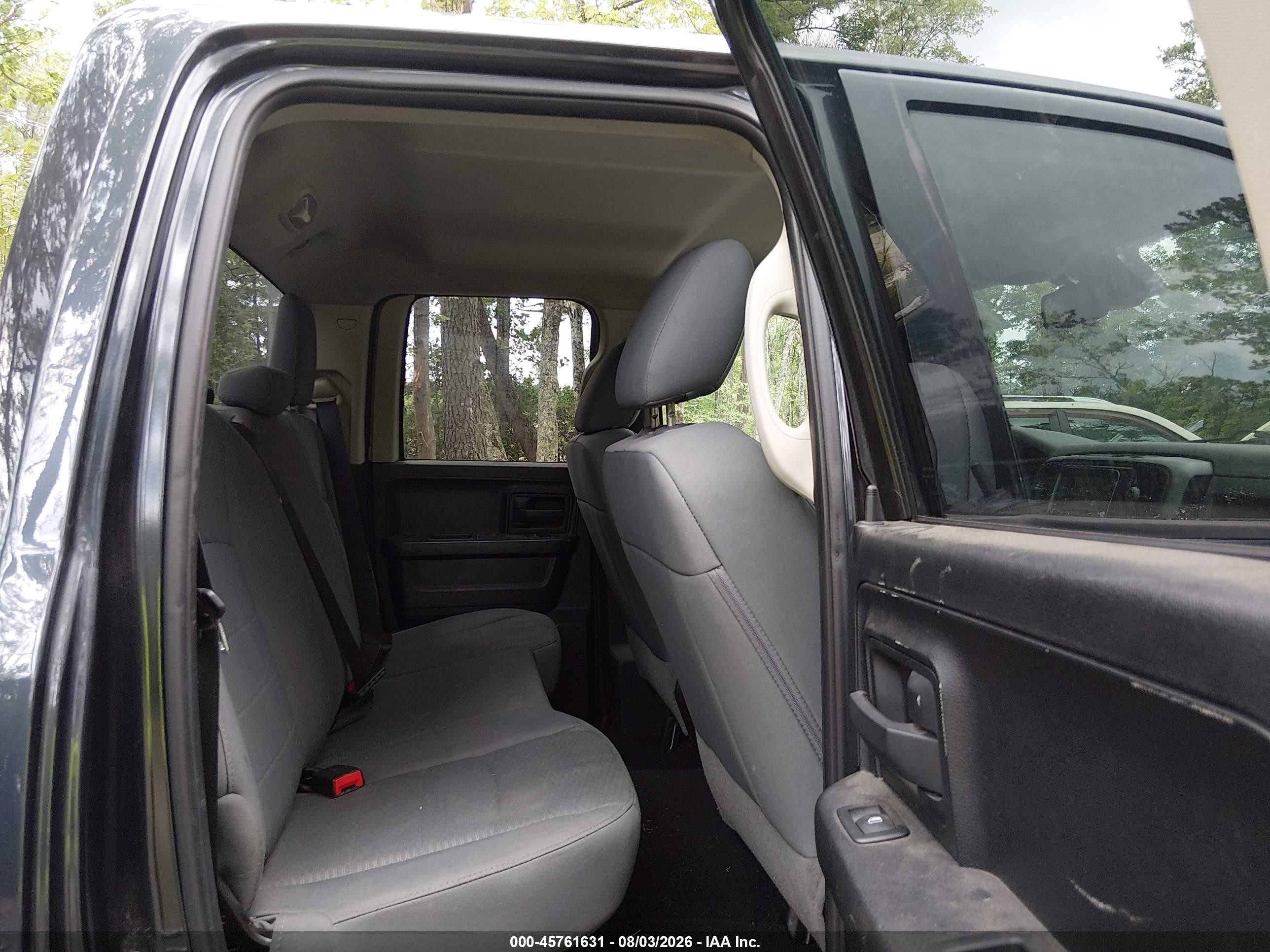 2014 Ram 1500 Express Black vin: 1C6RR7FT8ES331239
