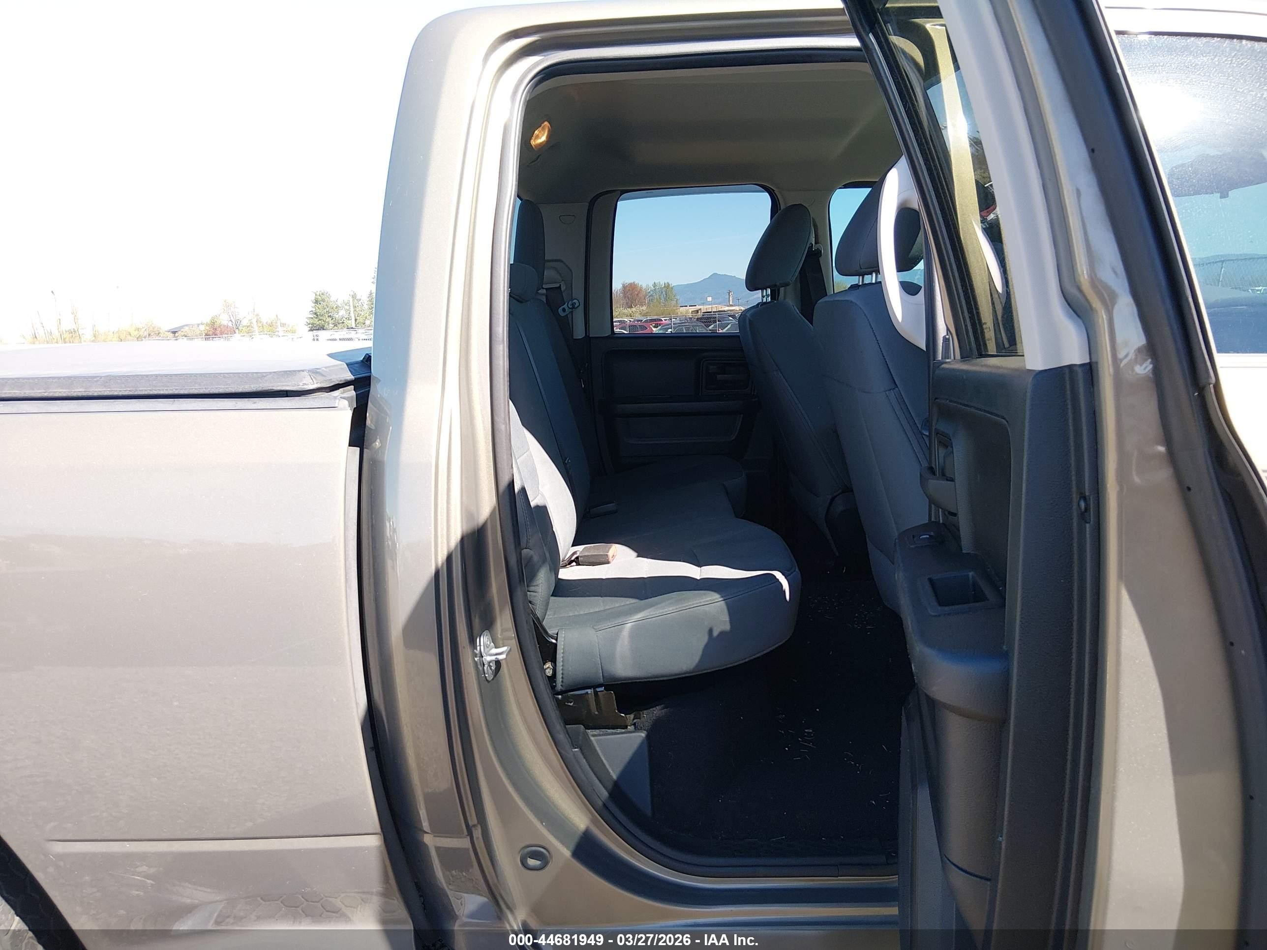 2014 Ram 1500 Tradesman Green vin: 1C6RR7FT8ES394213