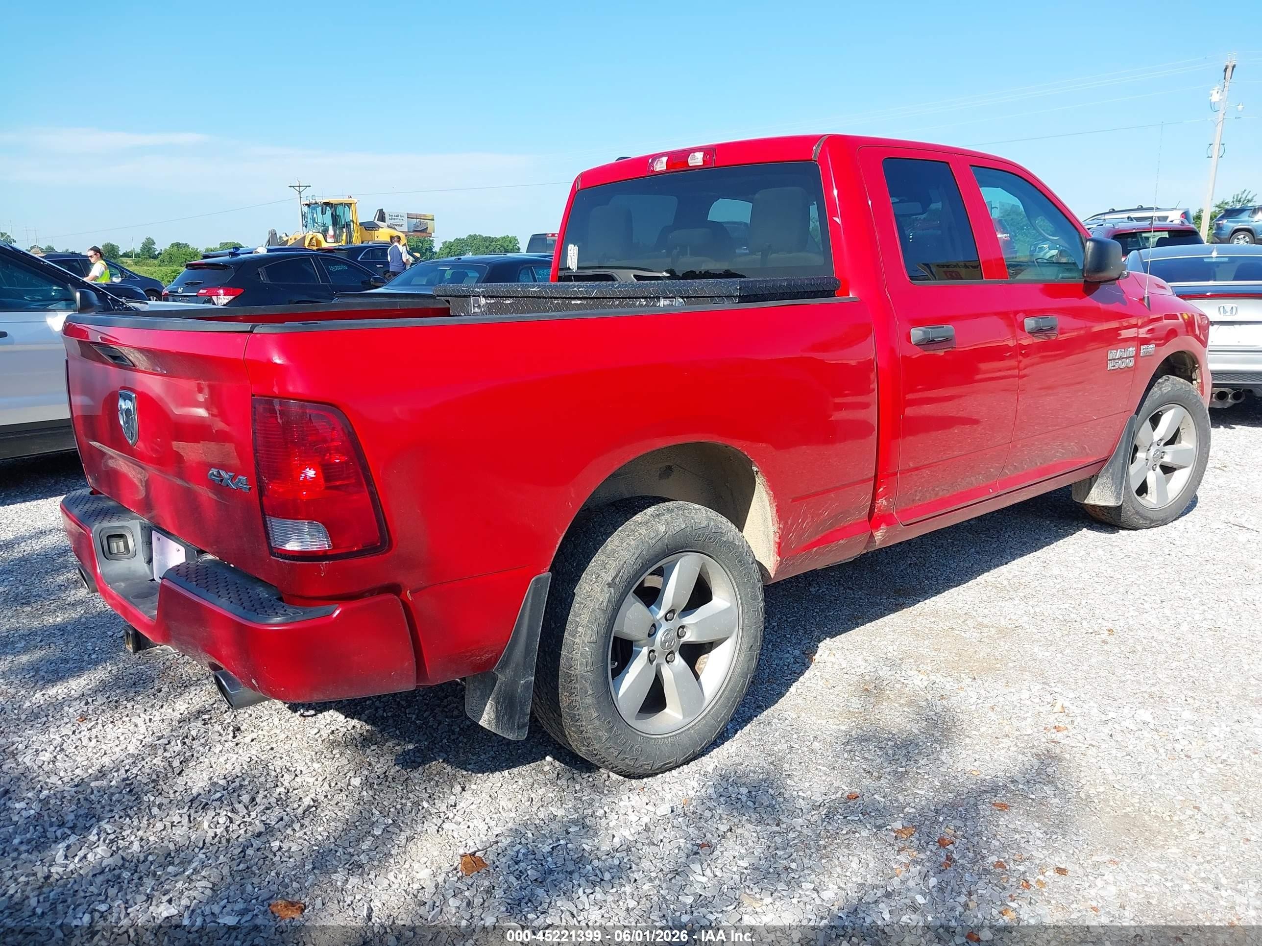 2015 Ram 1500 Express Red vin: 1C6RR7FT8FS616637
