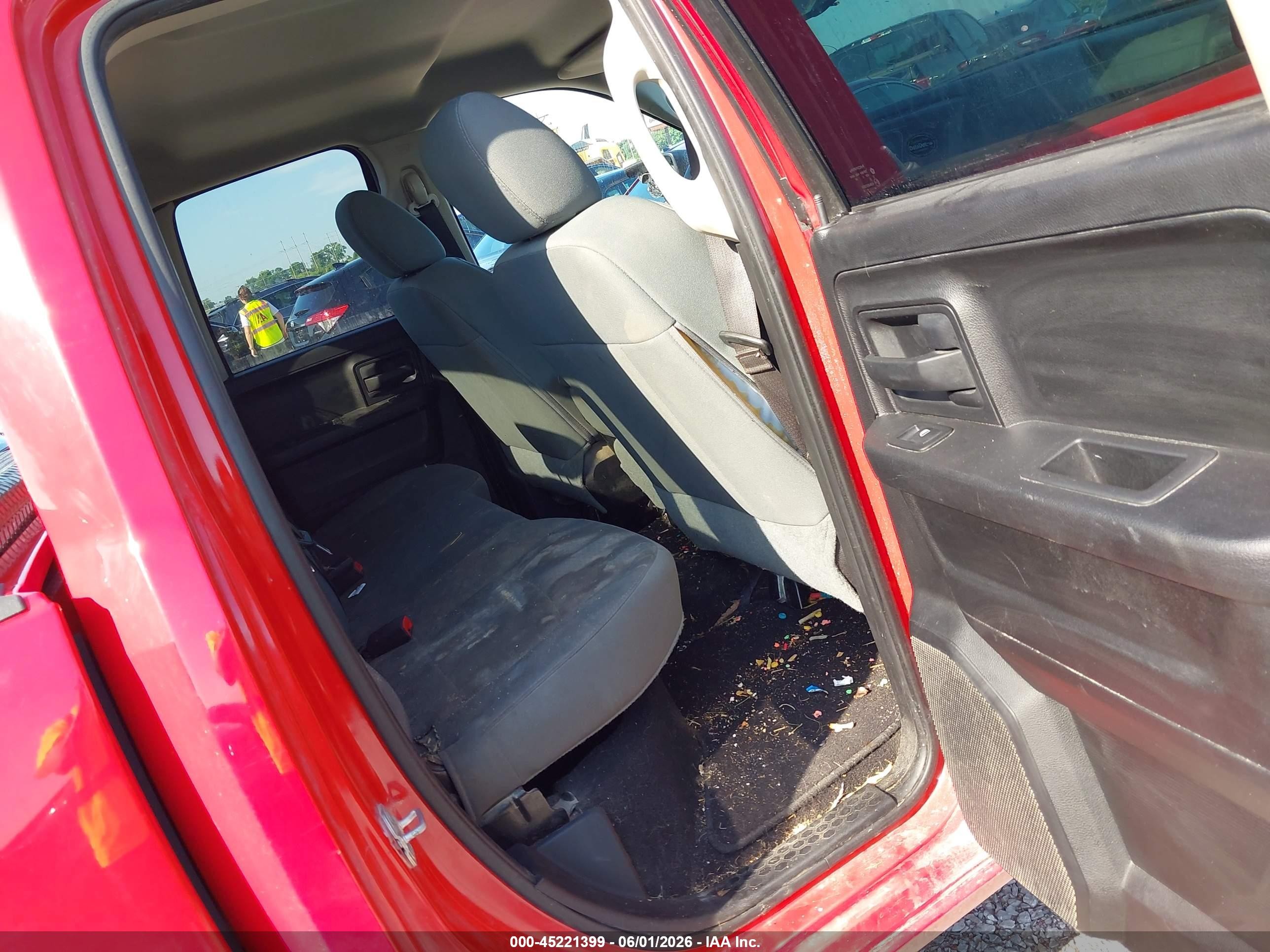 2015 Ram 1500 Express Red vin: 1C6RR7FT8FS616637