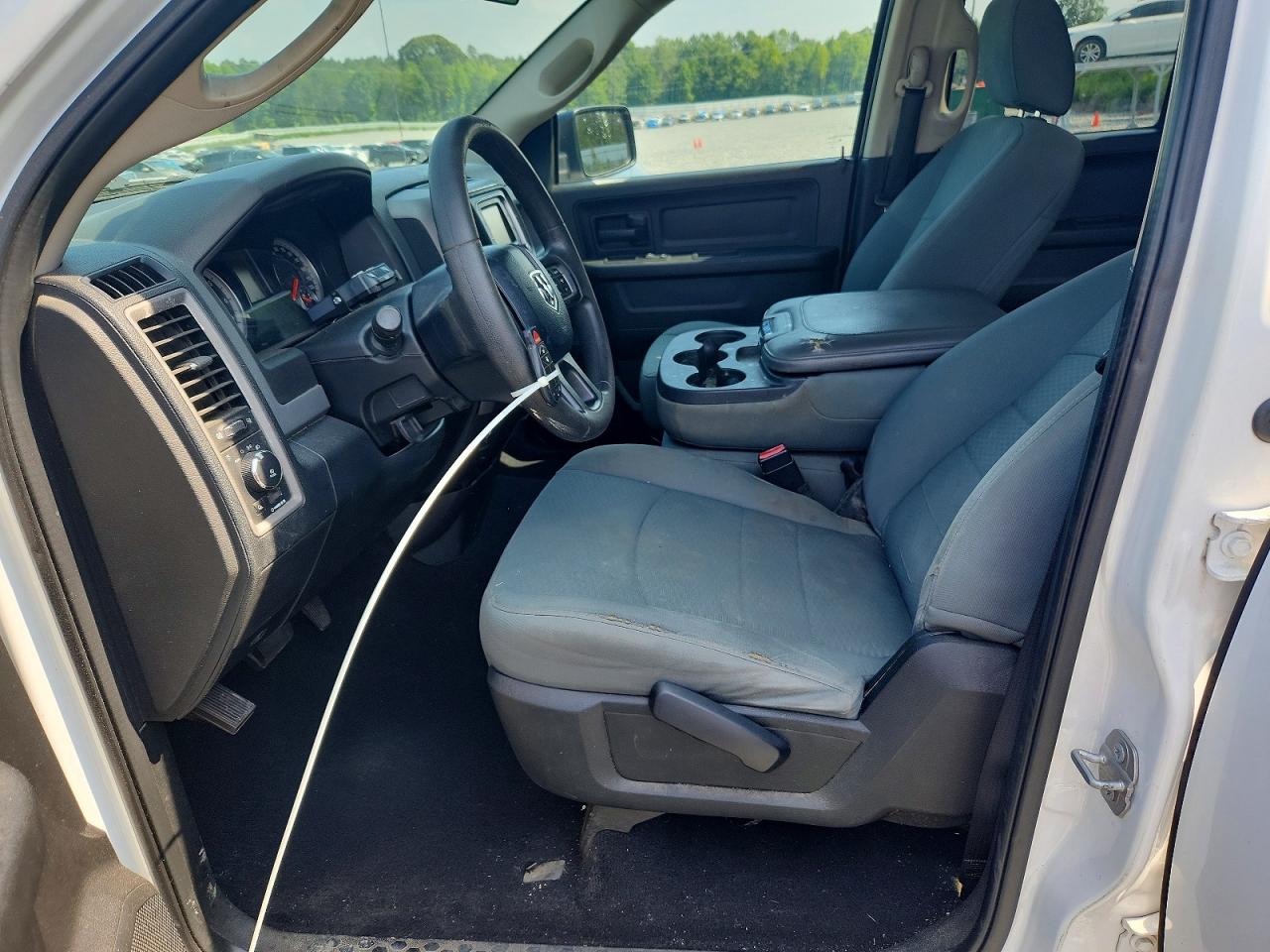 2017 Ram 1500 St White vin: 1C6RR7FT8HS675500