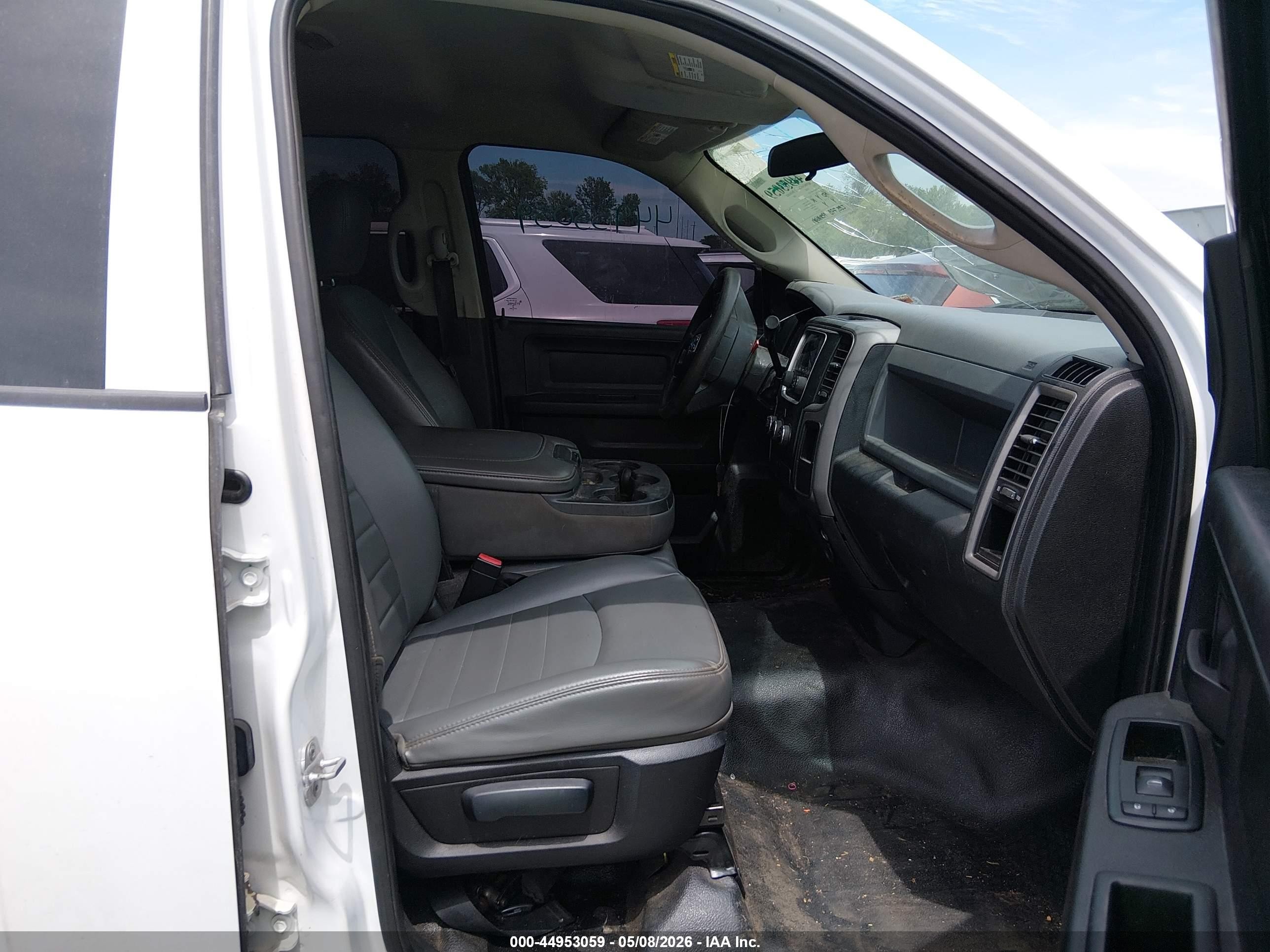 2014 Ram 1500 Tradesman White vin: 1C6RR7FT9ES131292