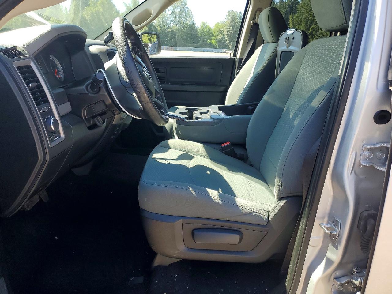 2015 Ram 1500 St Silver vin: 1C6RR7FT9FS588959