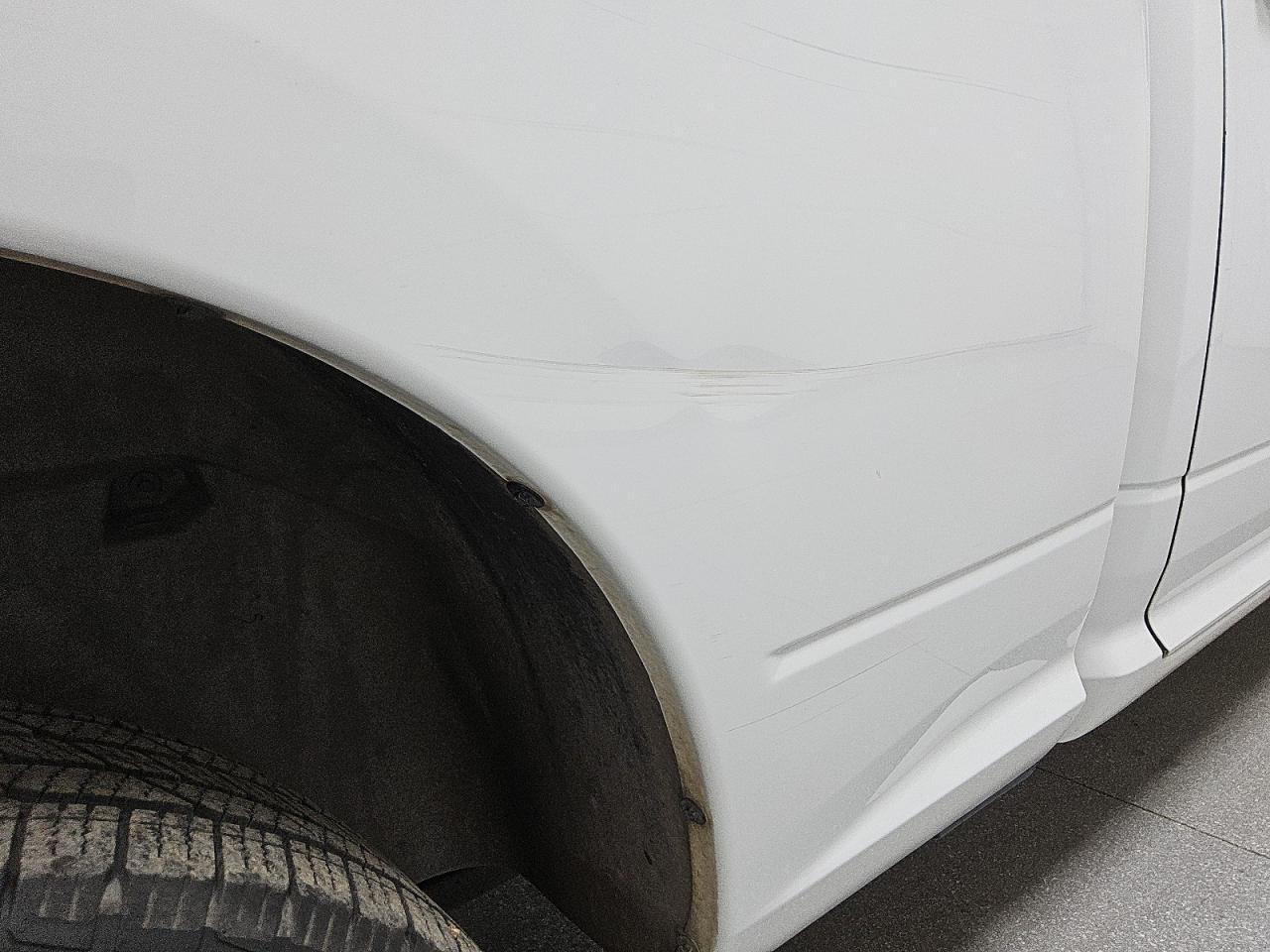 2015 Ram 1500 St White vin: 1C6RR7FT9FS710249 Damage: Right Bed Side, Dent(S) W/ Paint Dmg, 2 To 3 Inches