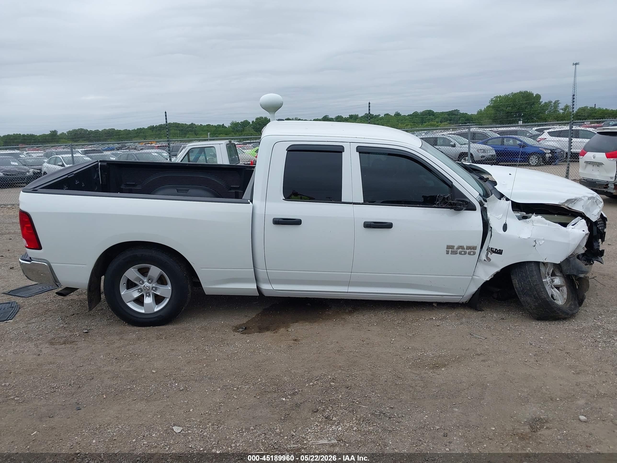 2015 Ram 1500 Tradesman Белый vin: 1C6RR7FT9FS720117
