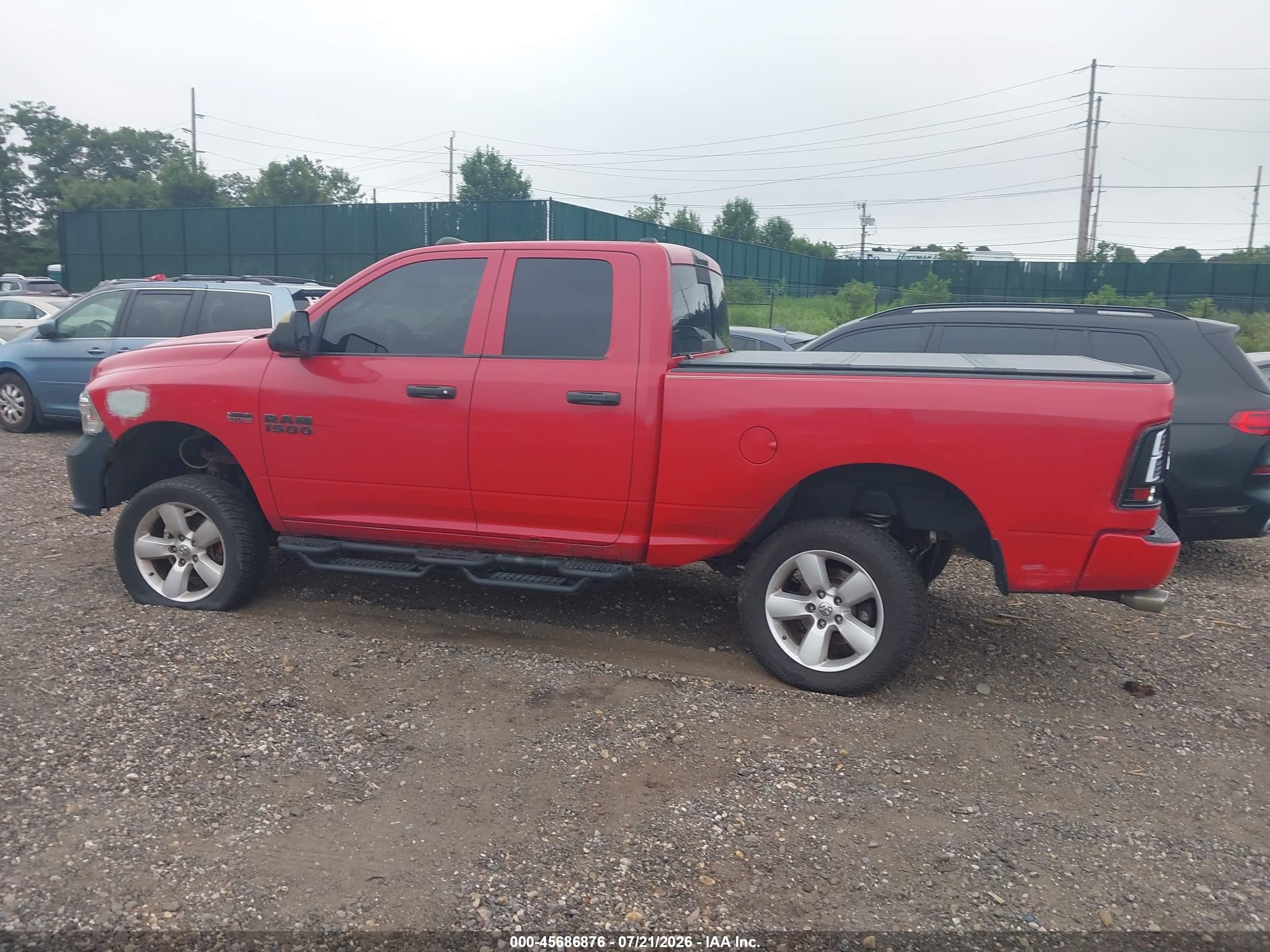 2013 Ram 1500 Express Red vin: 1C6RR7FTXDS668817