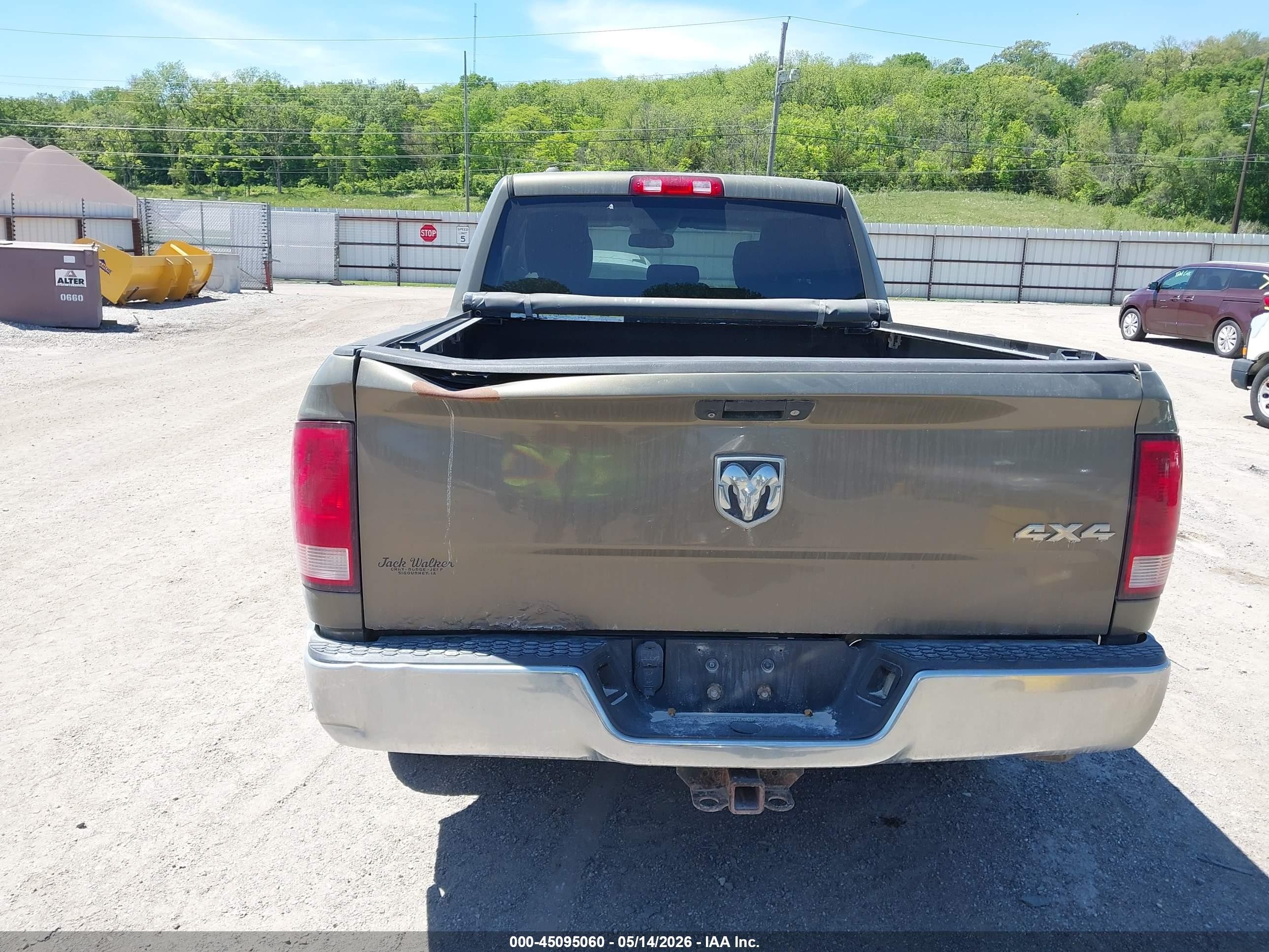 2014 Ram 1500 Tradesman Gray vin: 1C6RR7FTXES202709