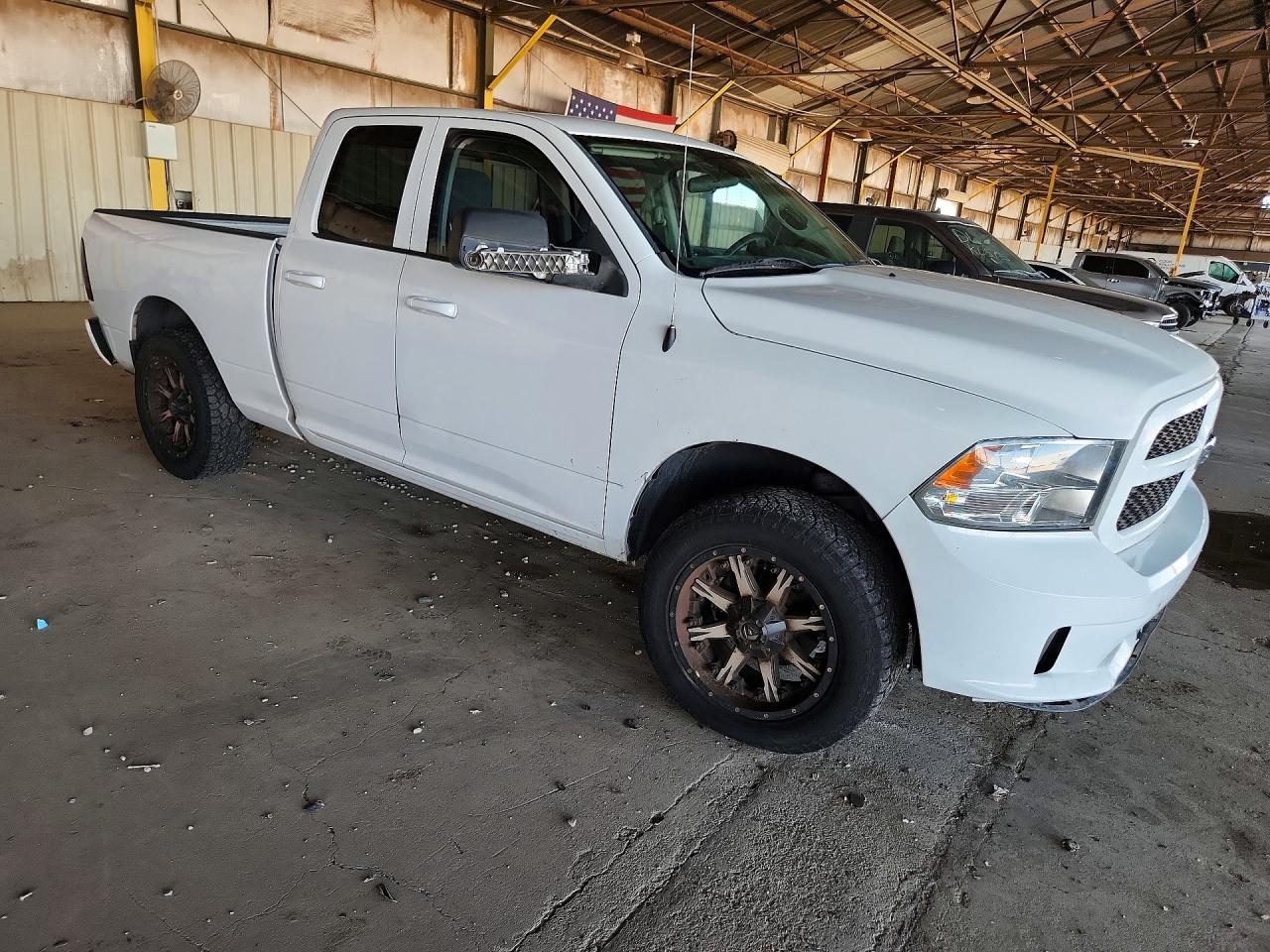 2014 Ram 1500 St White vin: 1C6RR7FTXES207344