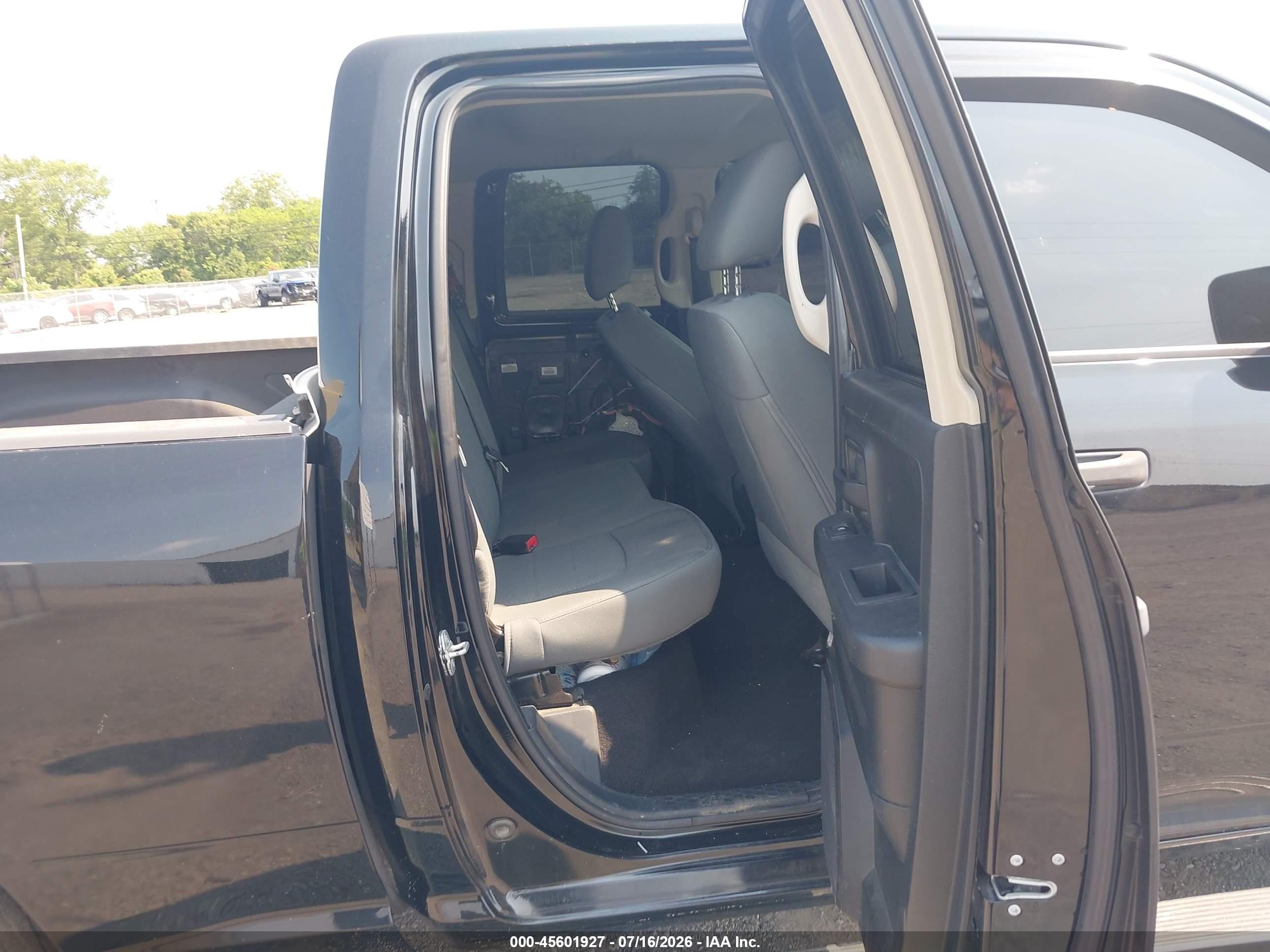 2014 Ram 1500 Express Черный vin: 1C6RR7FTXES215041