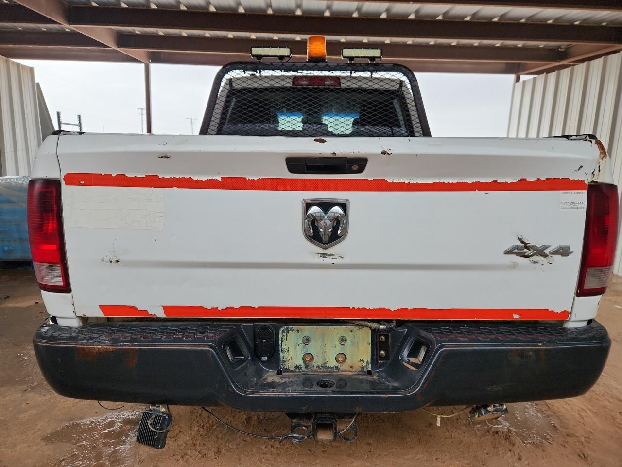 2014 Ram 1500 St White vin: 1C6RR7FTXES323031 Damage: Right Tail Light, Cracked, Replacement Required
