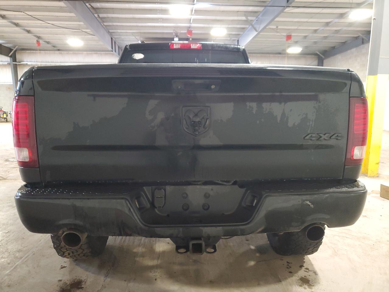 2014 Ram 1500 St Black vin: 1C6RR7FTXES349399 Damage: Rear Metal Bumper Painted, Dent(S) W/No Paint Dmg, 1/2 To 1 Inch