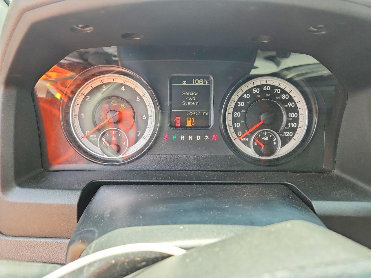 2014 Ram 1500 St Silver vin: 1C6RR7FTXES362637