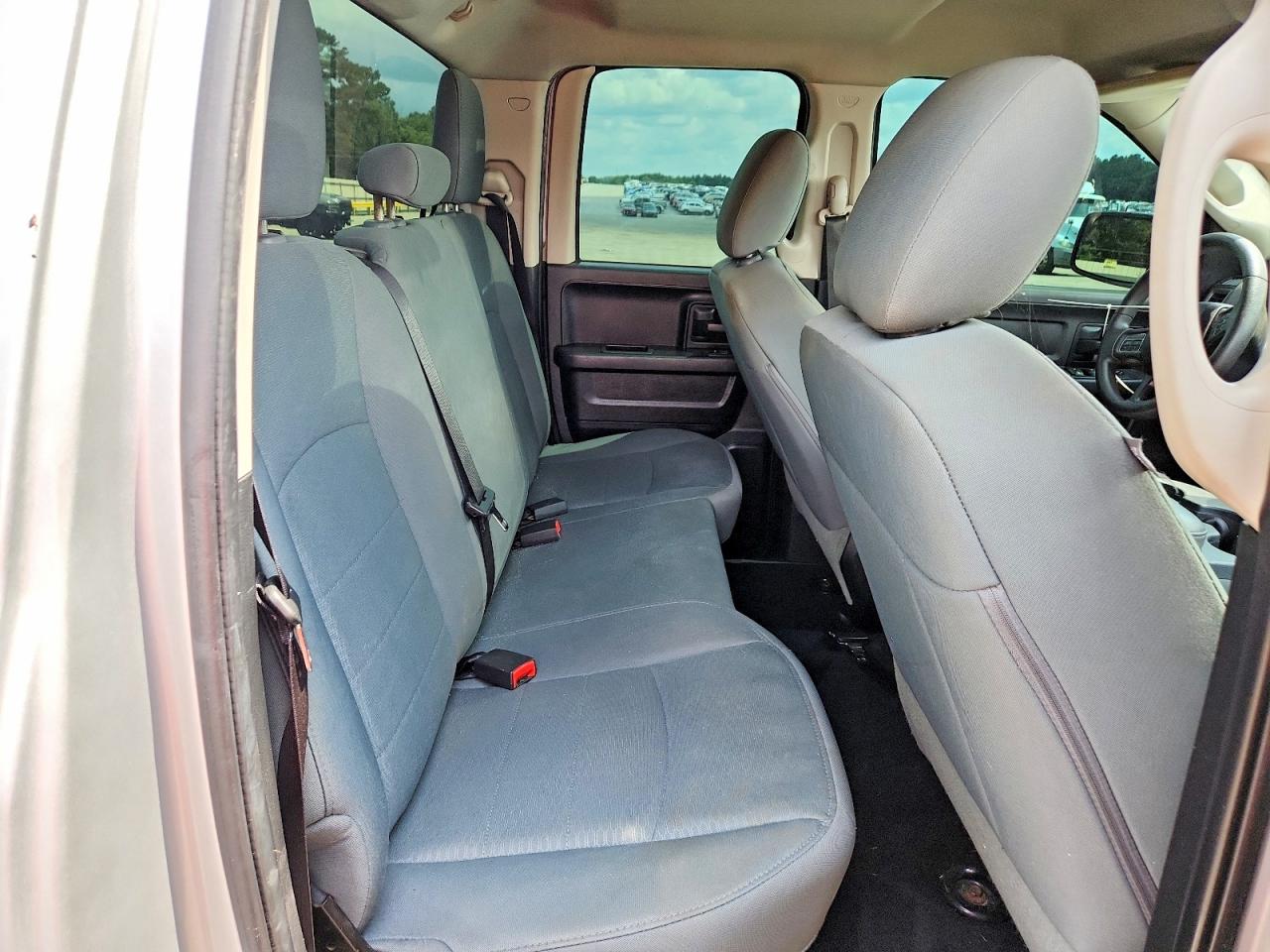 2014 Ram 1500 St Silver vin: 1C6RR7FTXES362637