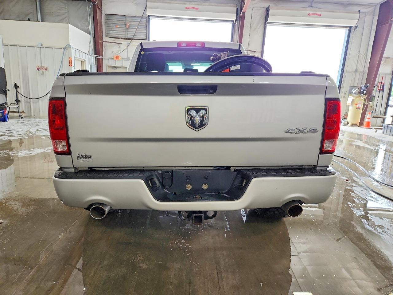 2014 Ram 1500 St Silver vin: 1C6RR7FTXES419032