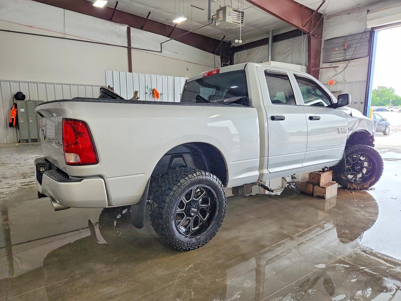 2014 Ram 1500 St Silver vin: 1C6RR7FTXES419032