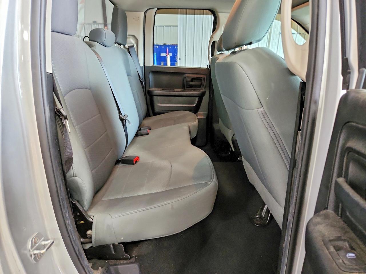 2014 Ram 1500 St Silver vin: 1C6RR7FTXES419032