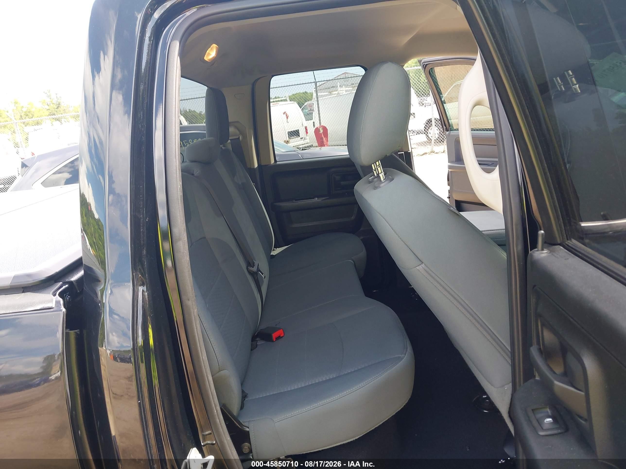 2015 Ram 1500 Express Black vin: 1C6RR7FTXFS597315
