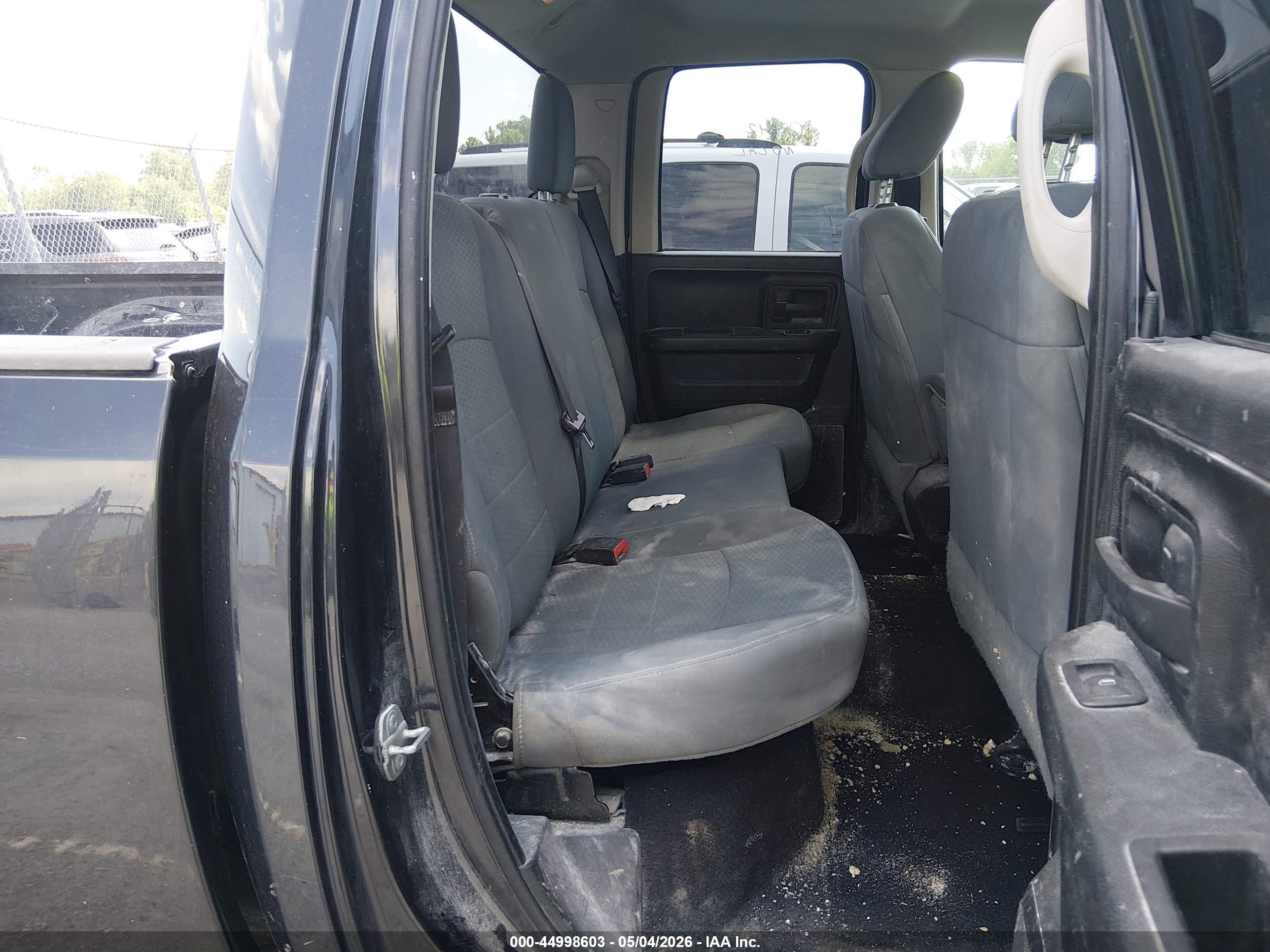 2015 Ram 1500 Express Серый vin: 1C6RR7FTXFS619524