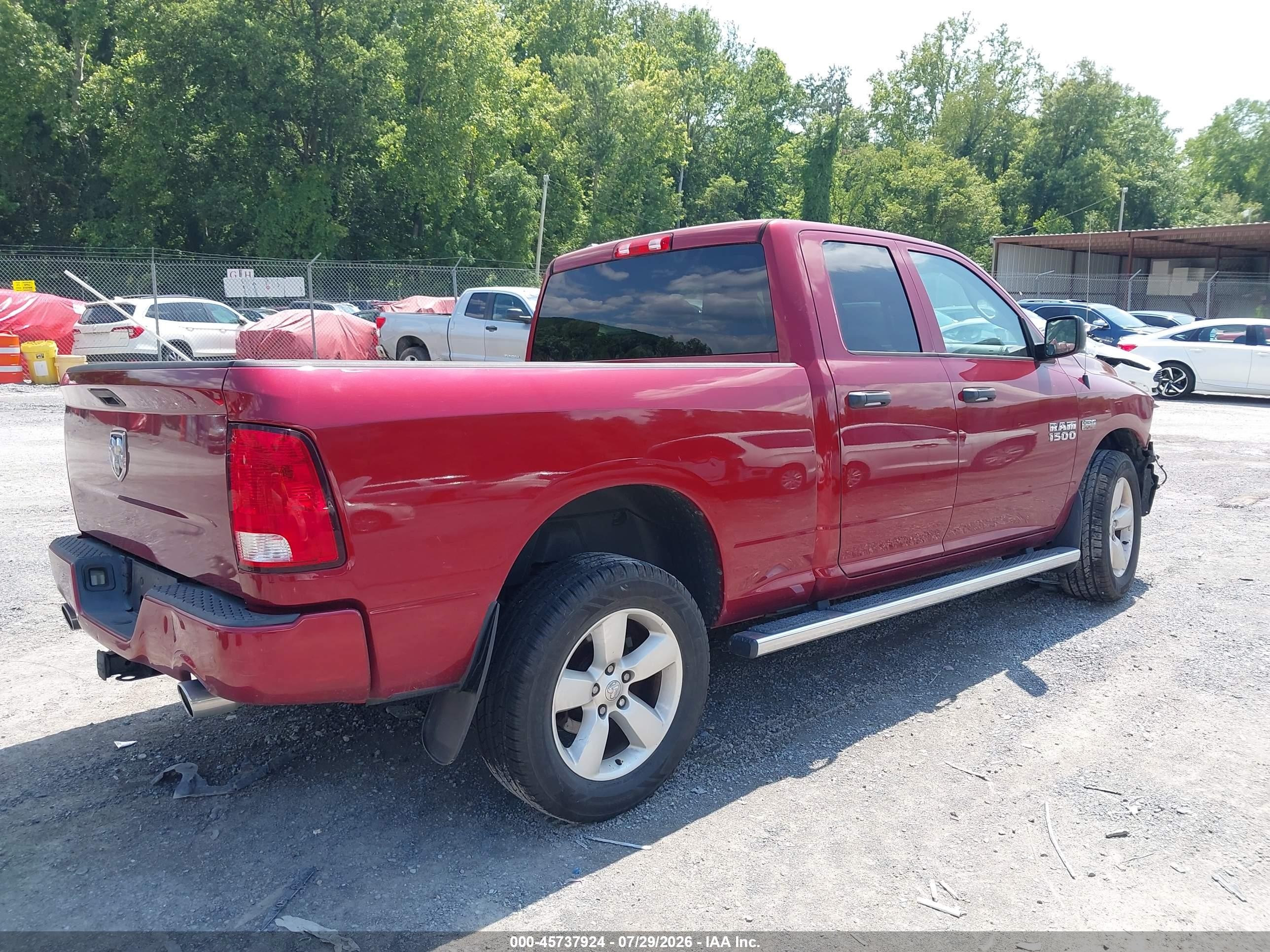 2015 Ram 1500 Express Burgundy vin: 1C6RR7FTXFS648408