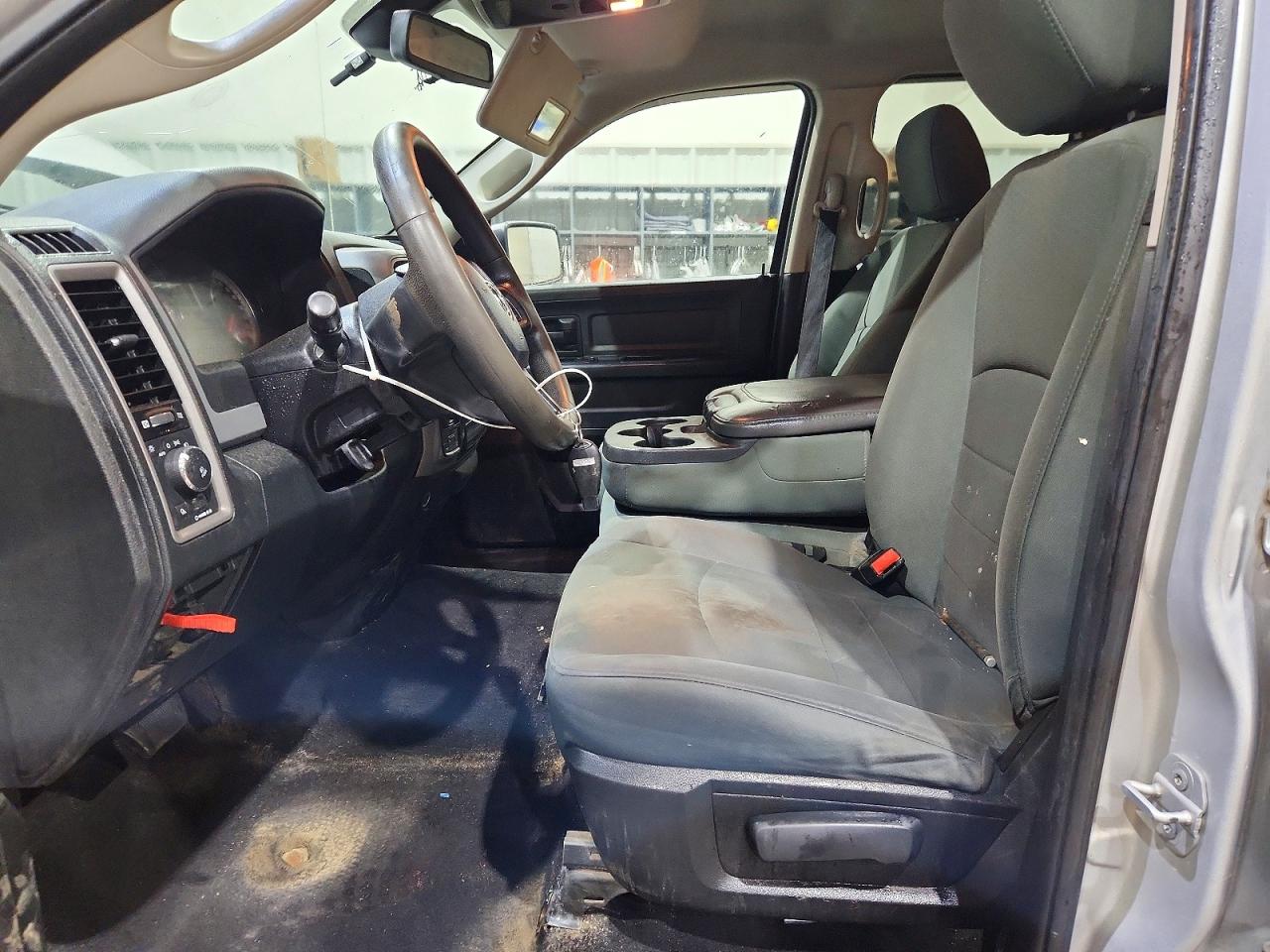 2015 Ram 1500 St Silver vin: 1C6RR7FTXFS653950